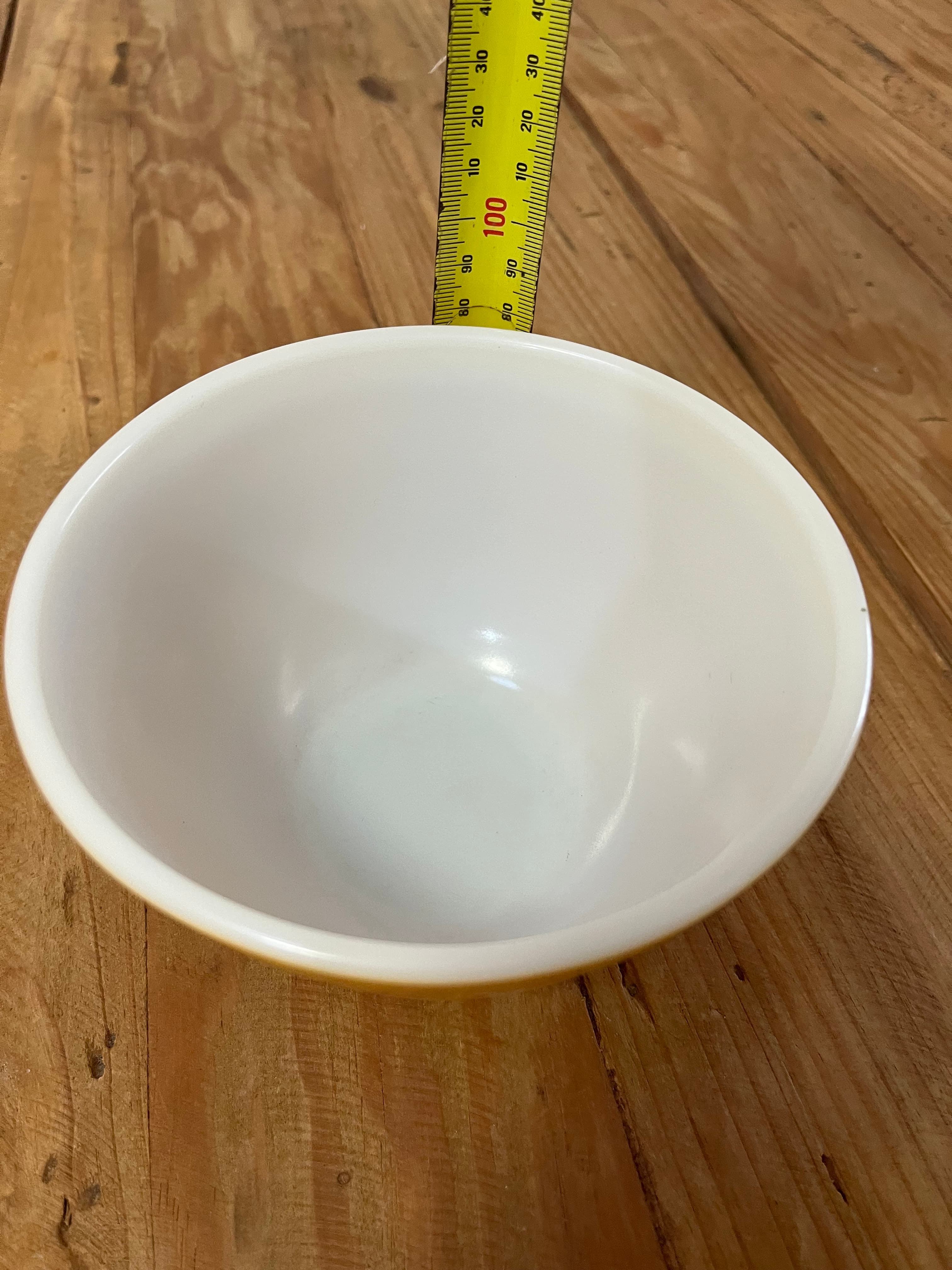 Vintage Pyrex Butterfly Gold Mixing Bowl Yellow White Floral Pattern 401 1.5 Pt 750ml — photo 8 of 9