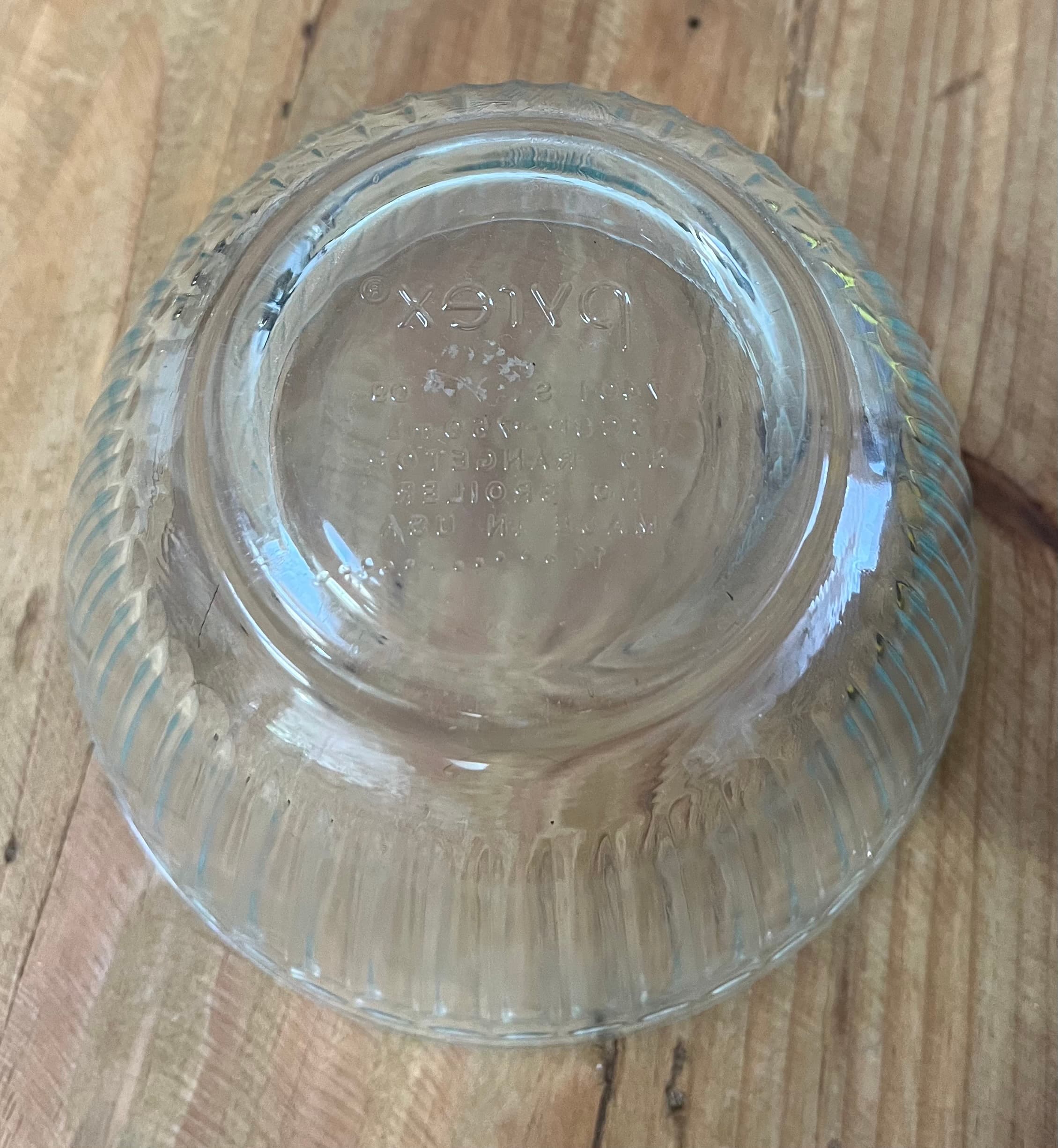 Vintage Pyrex Fluted Glass Mixing Bowl With Blue Lid 7401-PC — photo 5 of 6