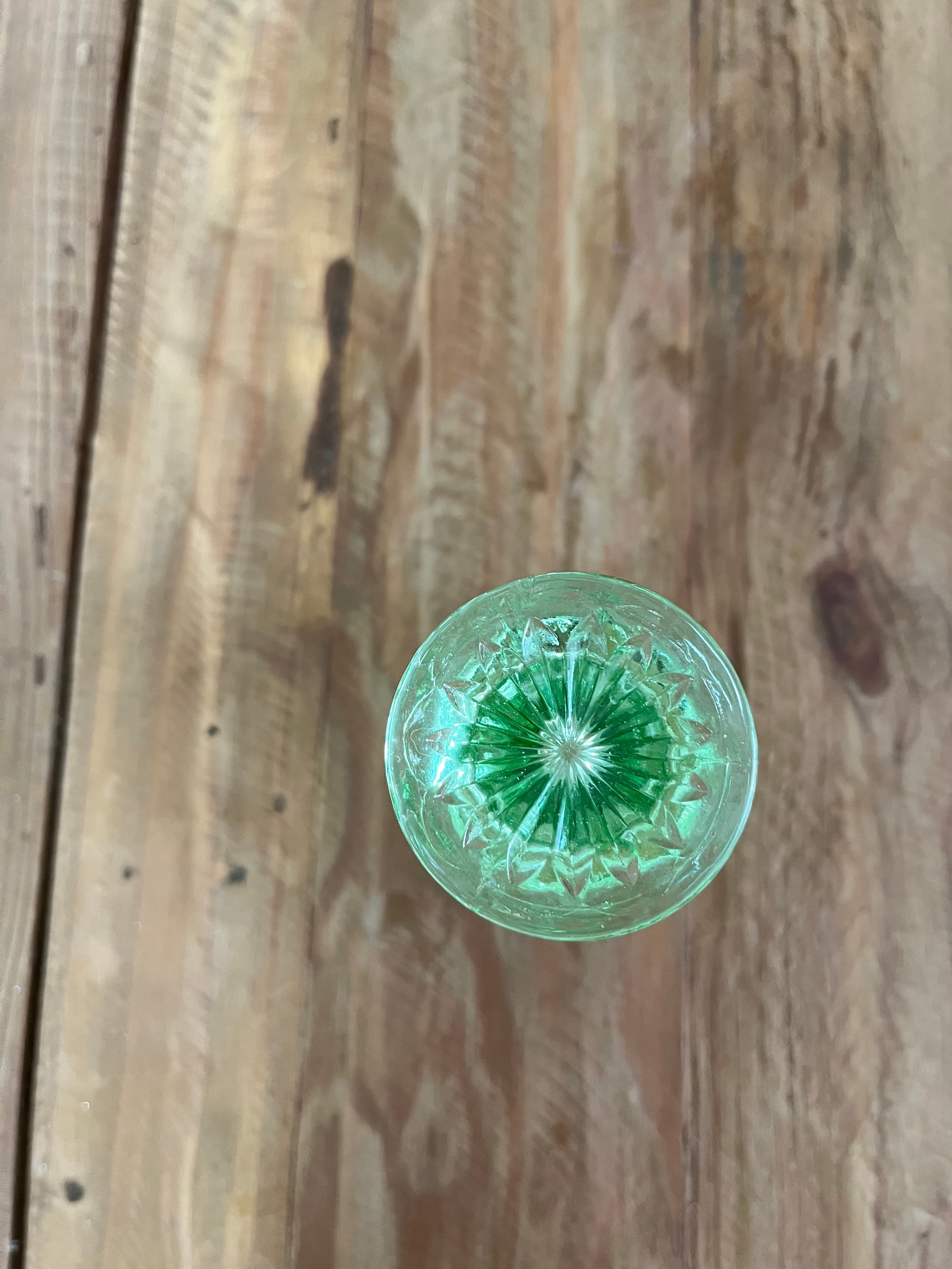 Vintage Uranium Glass Pressed Pattern Vase Green Vaseline Glass Glows UV — photo 9 of 9