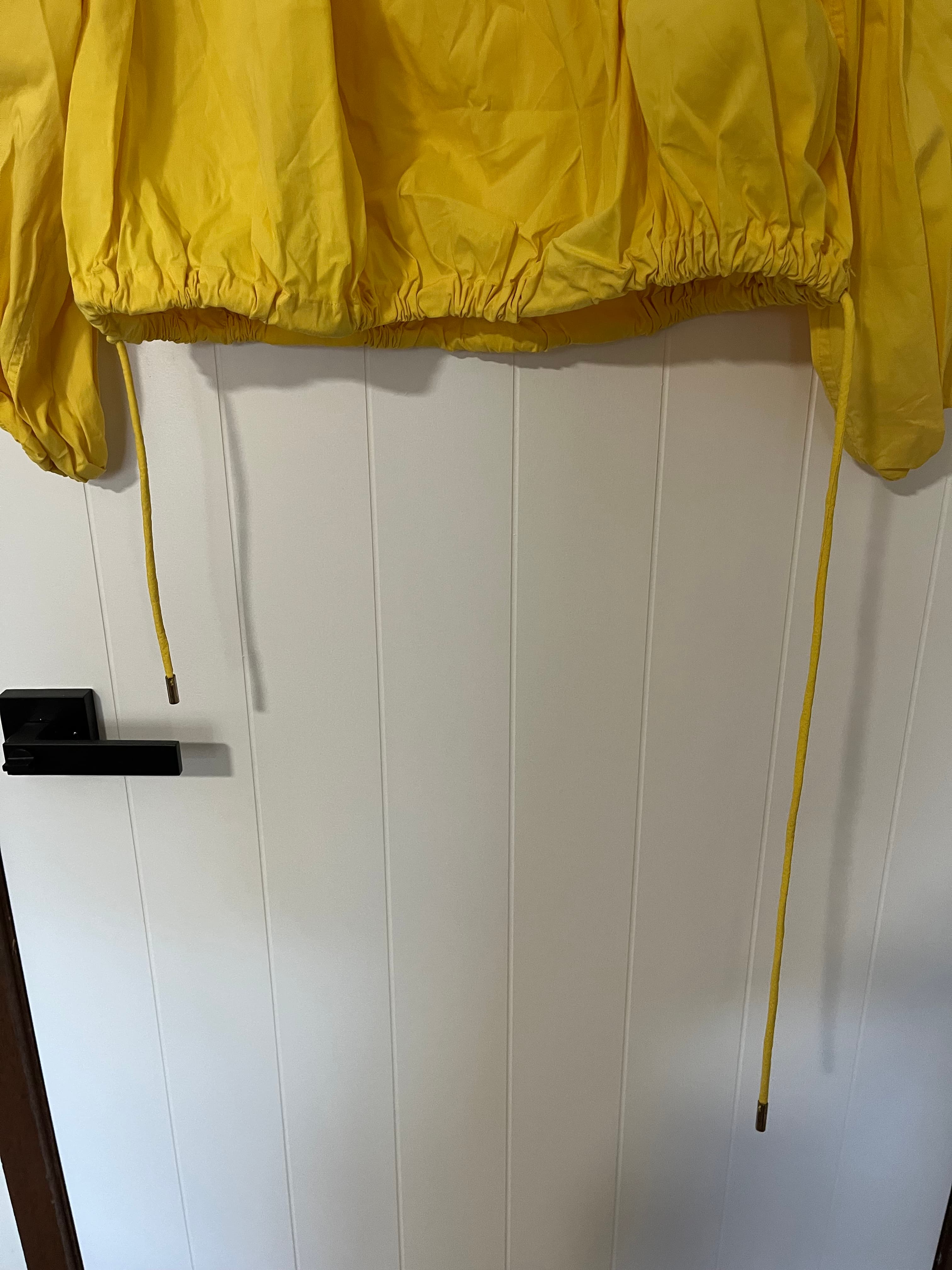 Yellow Country Road Off-The-Shoulder Blouse Size 8 — photo 3 of 6