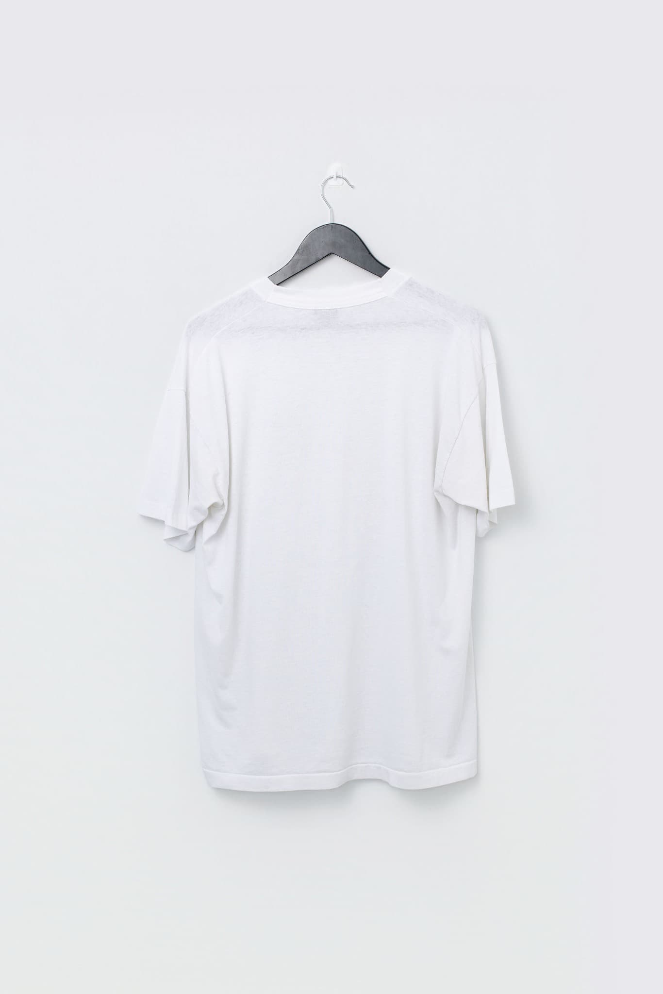 Vintage 1996 Macolla U.S.A. Tour T-Shirt White Distressed Graphic Tee XL — photo 2 of 3