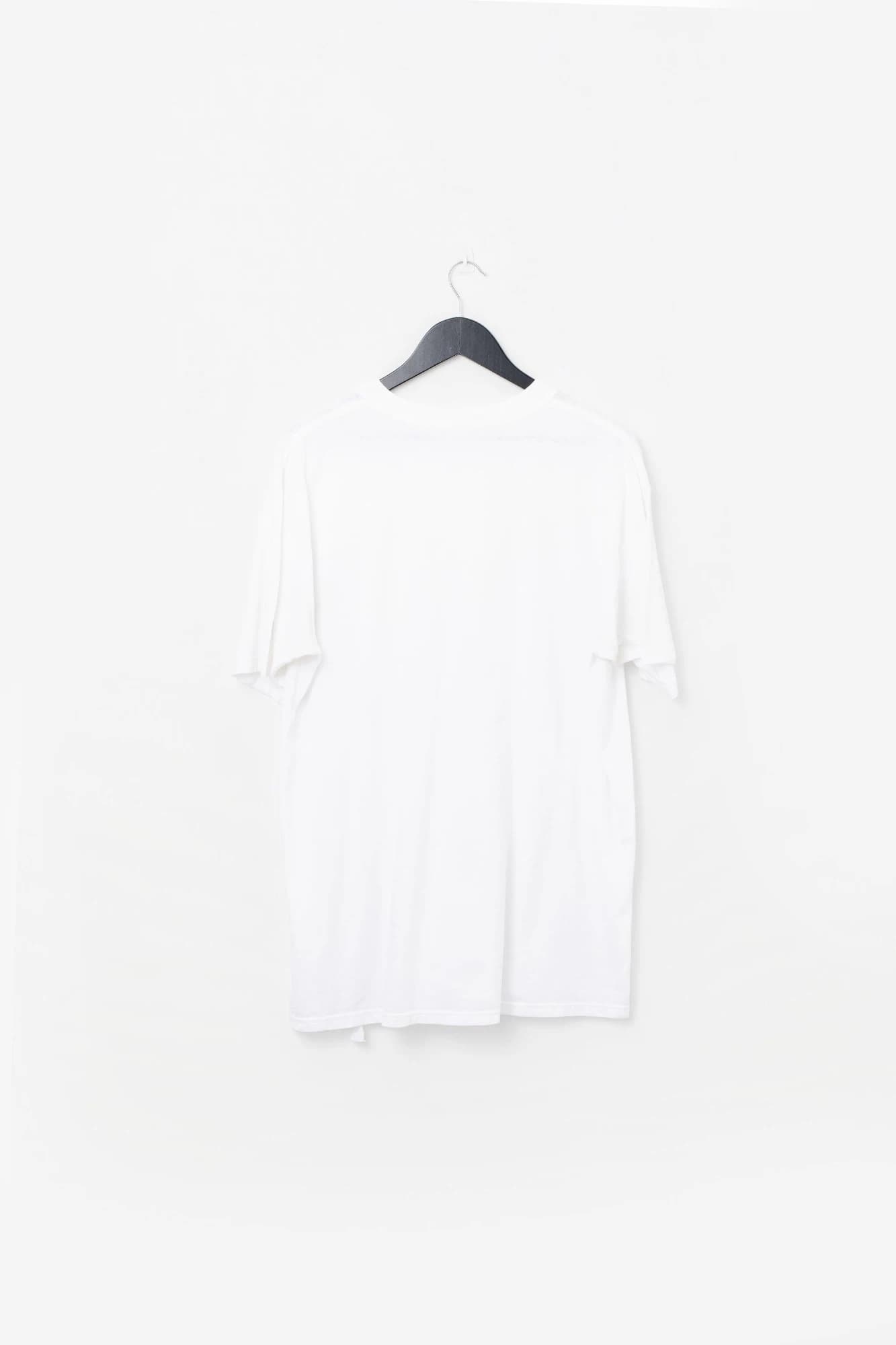 Vintage 2000's Thrashed Blank Pocket T-Shirt — photo 3 of 3