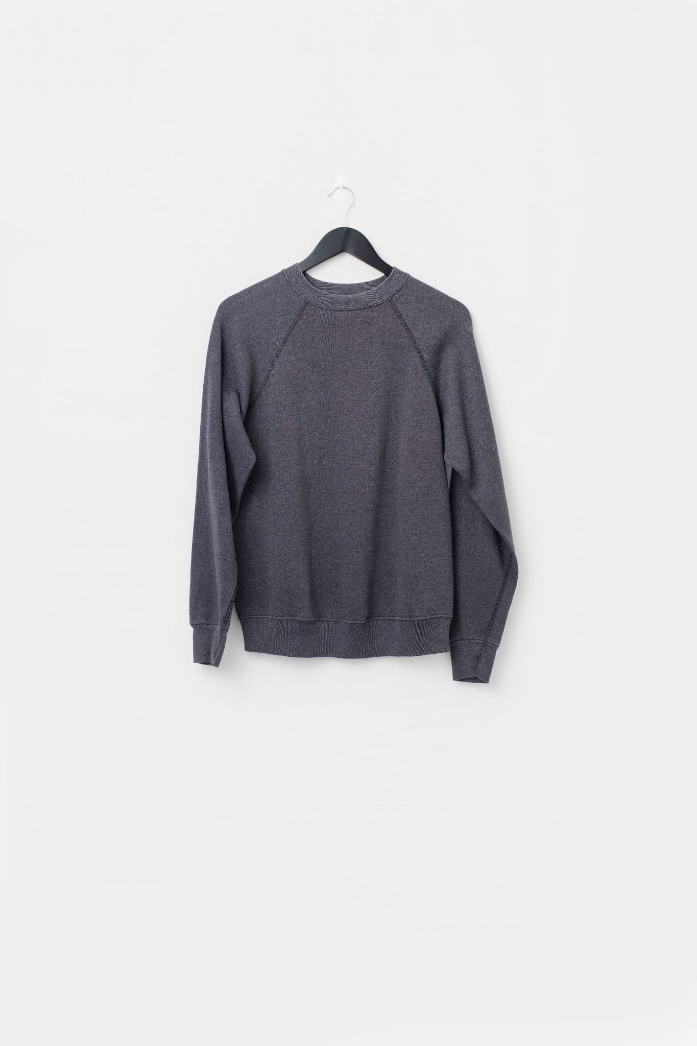 Vintage 80's/90's Blank Raglan Sweatshirt — photo 1 of 3