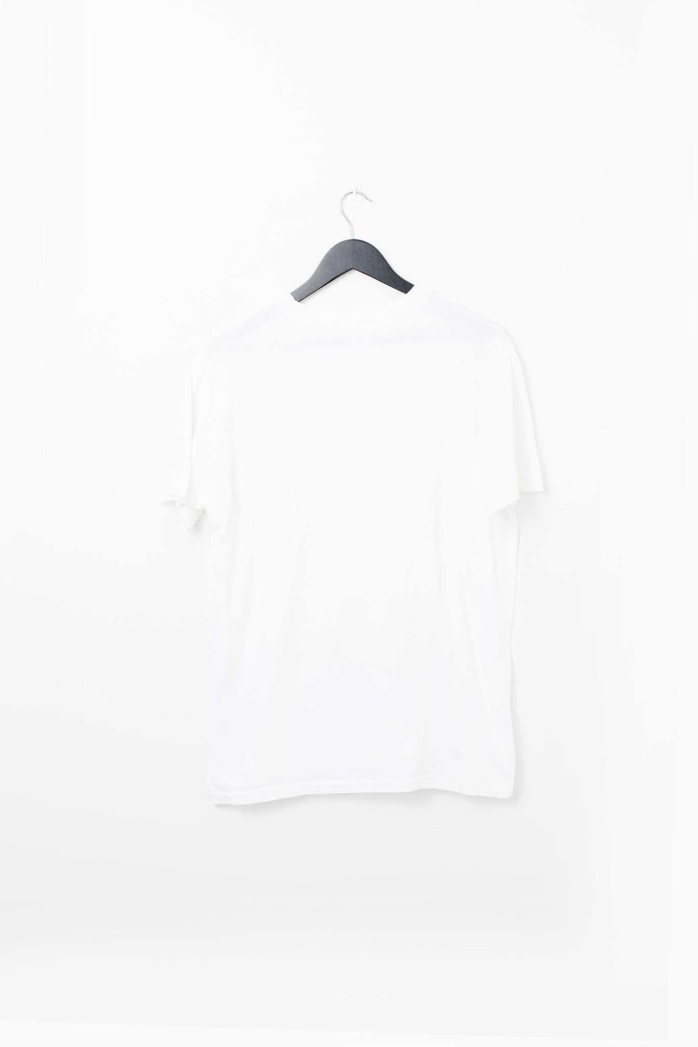 Vintage 90's Blank Hanes T-shirt — photo 2 of 3
