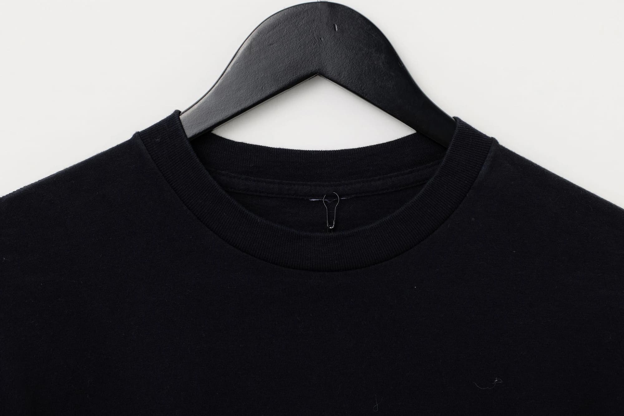 Vintage 90's Blank Pocket T-Shirt — photo 2 of 3