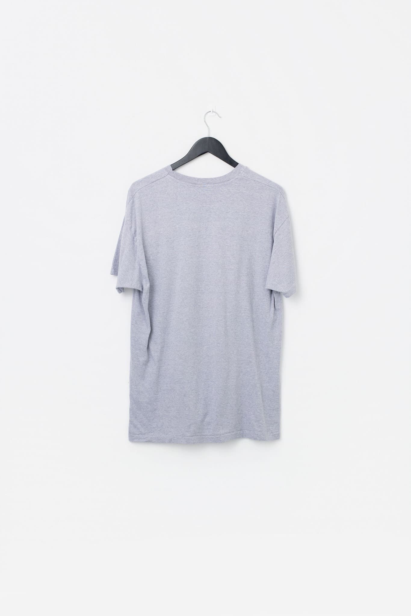 Vintage 90's Blank Pocket T-shirt — photo 2 of 3