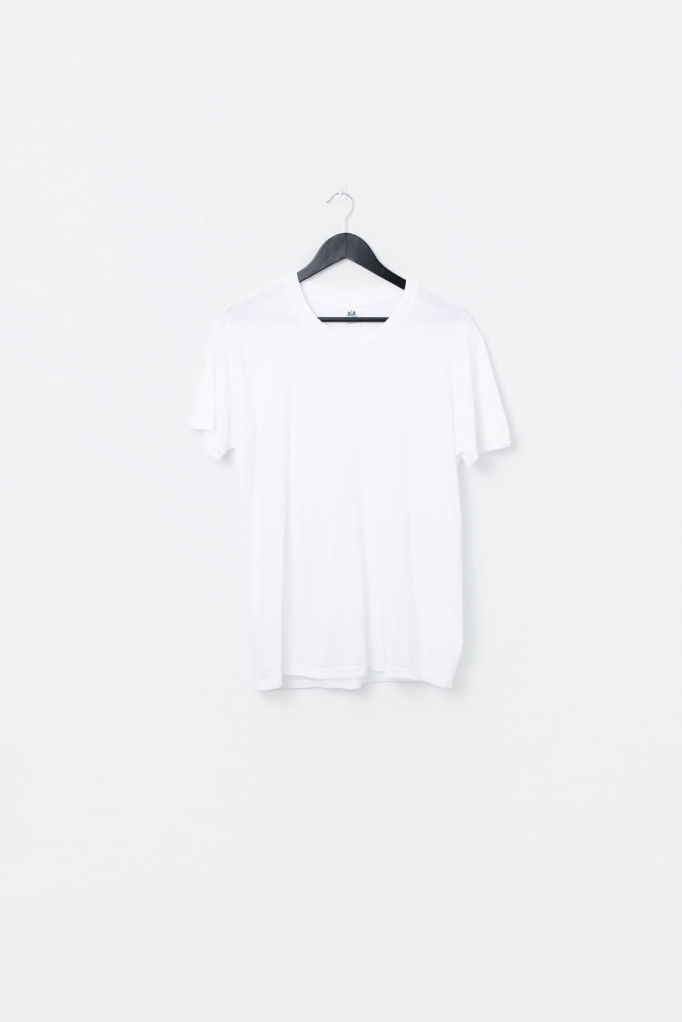 Vintage 90's Blank Single Stitch T-shirt — photo 1 of 3