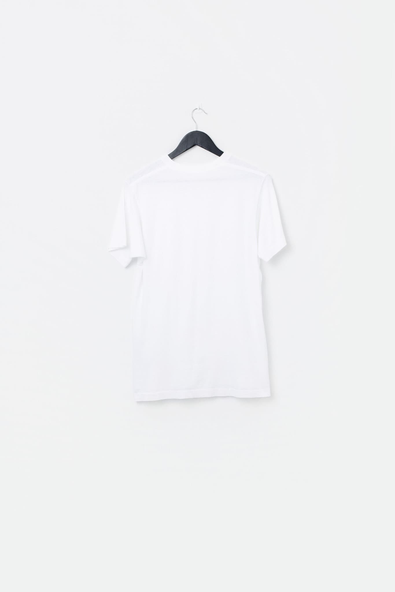 Vintage 90's Blank Single Stitch T-shirt — photo 2 of 3
