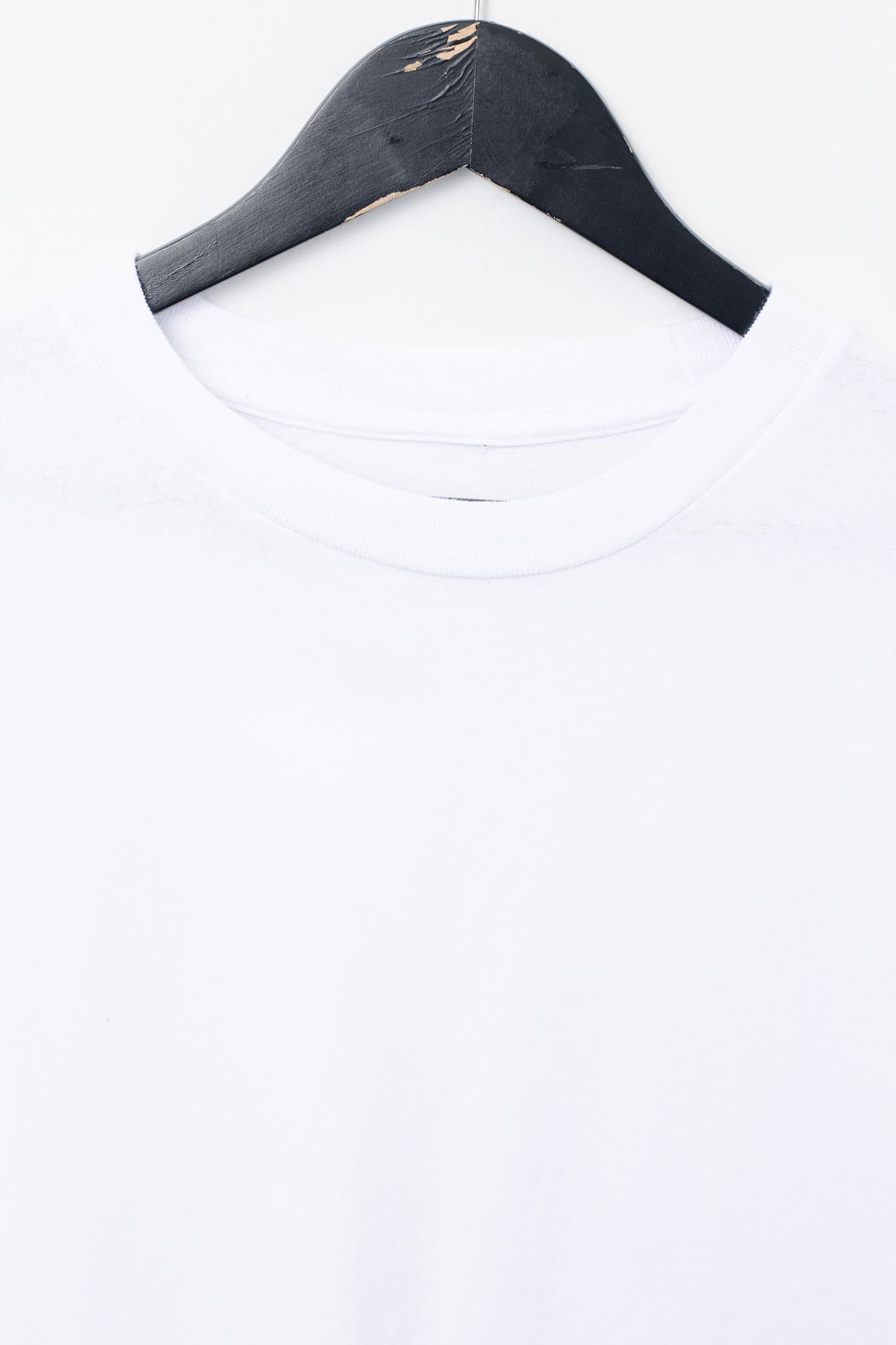 Vintage 90's Blank T-Shirt — photo 3 of 3