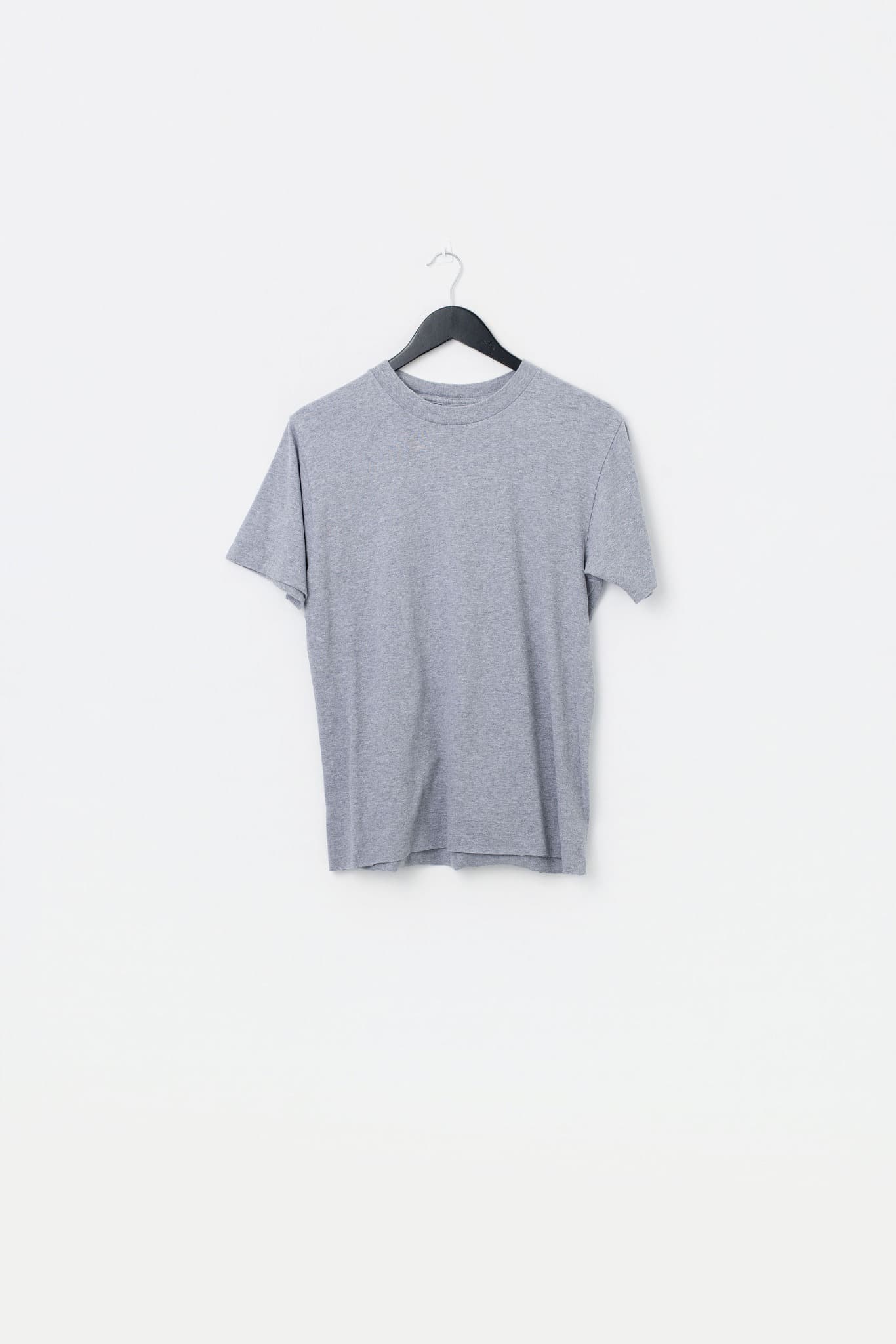 Vintage 90's Blank T-shirt — photo 1 of 3