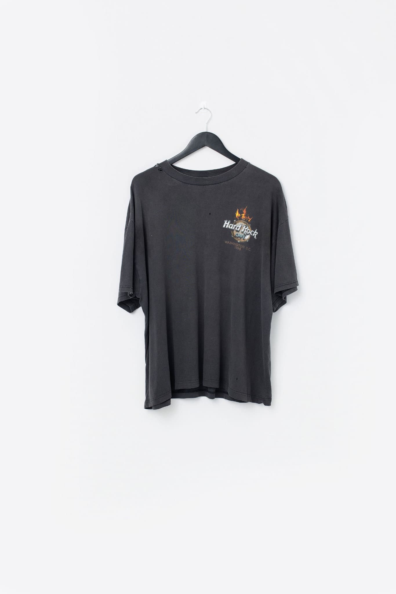 Vintage 90's Hard Rock Cafe D.C. T-shirt — photo 1 of 3