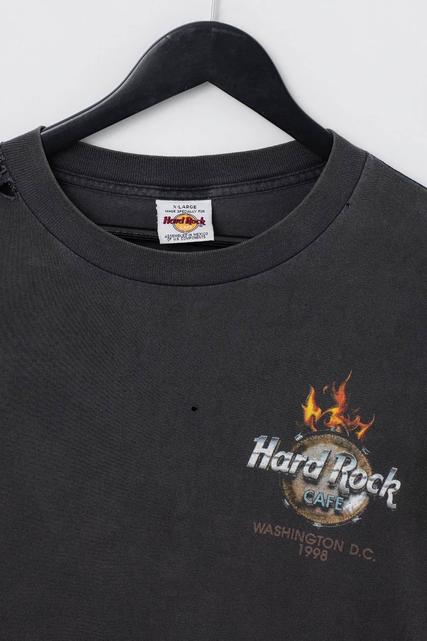 Vintage 90's Hard Rock Cafe D.C. T-shirt — photo 3 of 3