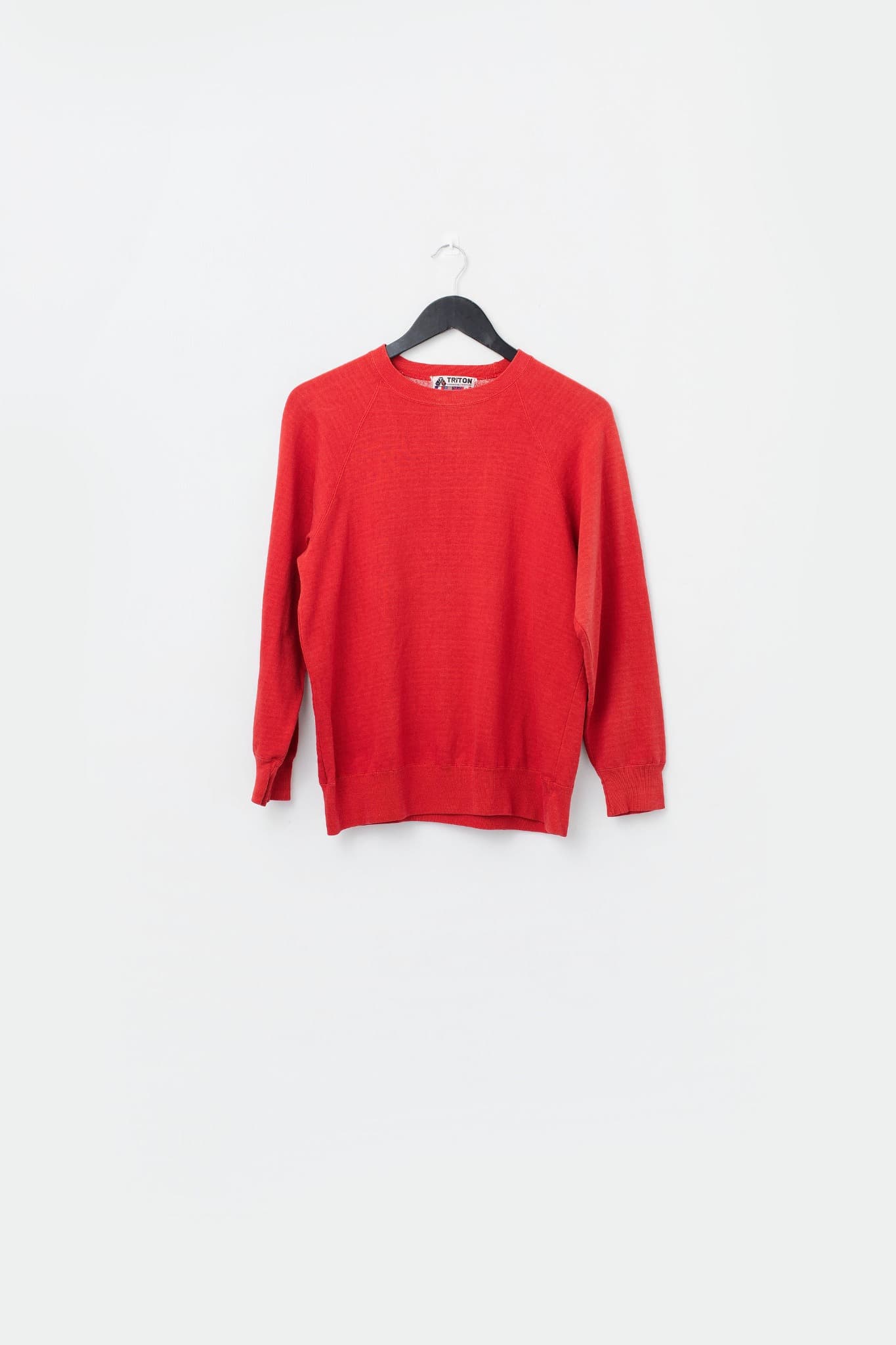 Vintage Blank Raglan Sweatshirt — photo 1 of 3