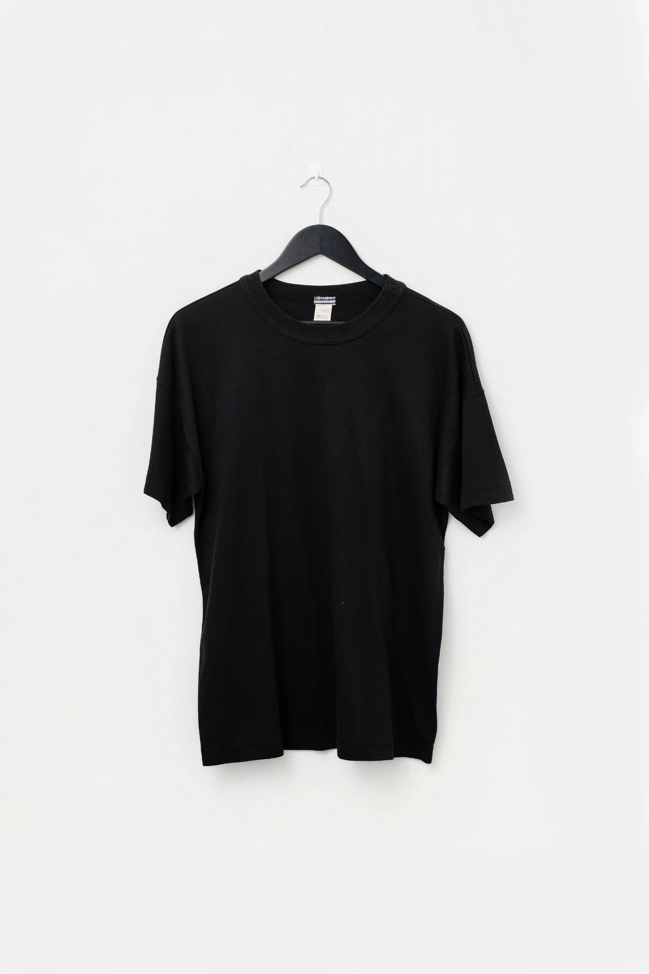 Vintage Blank T-shirt — photo 1 of 3