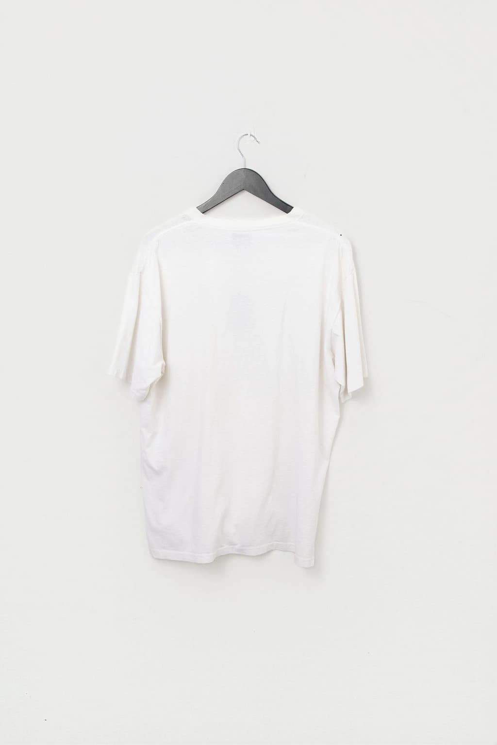 Vintage Distressed 90's University T-Shirt — photo 3 of 3