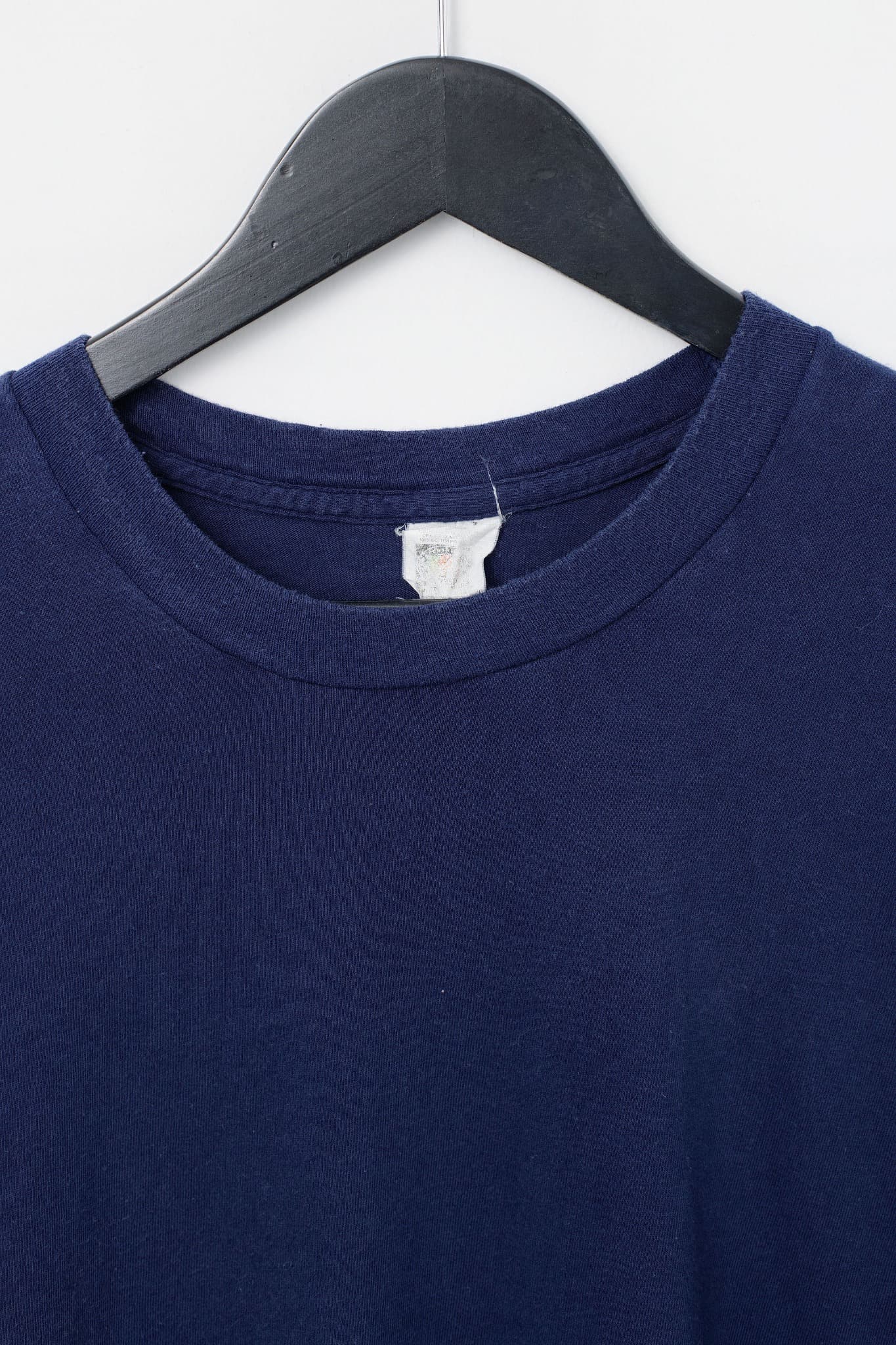 Vintage Distressed & Cropped Blank T-Shirt — photo 3 of 3