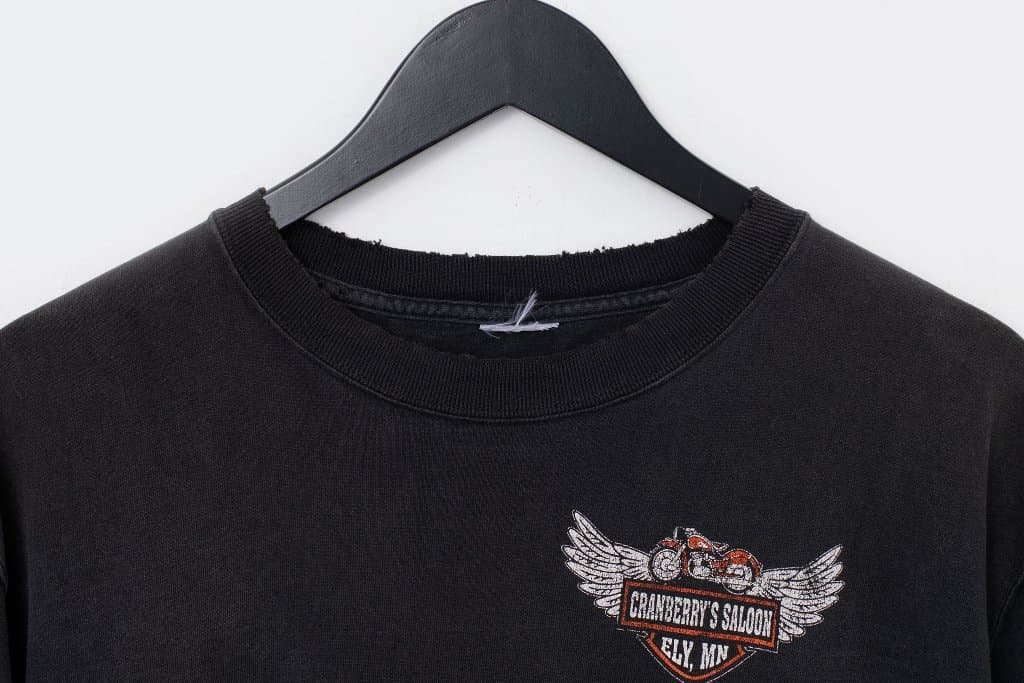 Vintage Distressed & Faded 90's Cranberry's Saloon T-Shirt — photo 3 of 3
