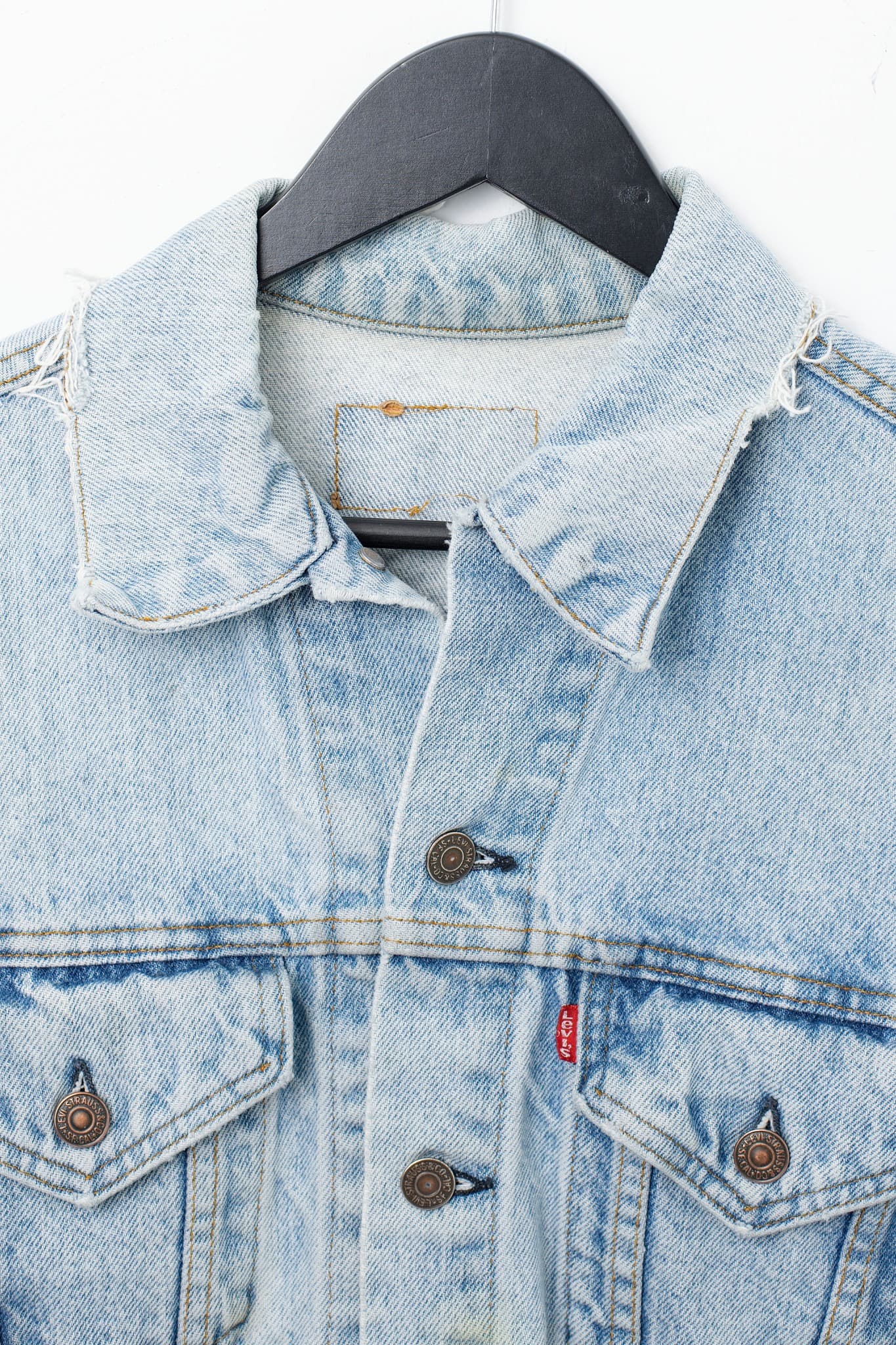 Vintage Distressed Levi's Denim Jacket — photo 3 of 3