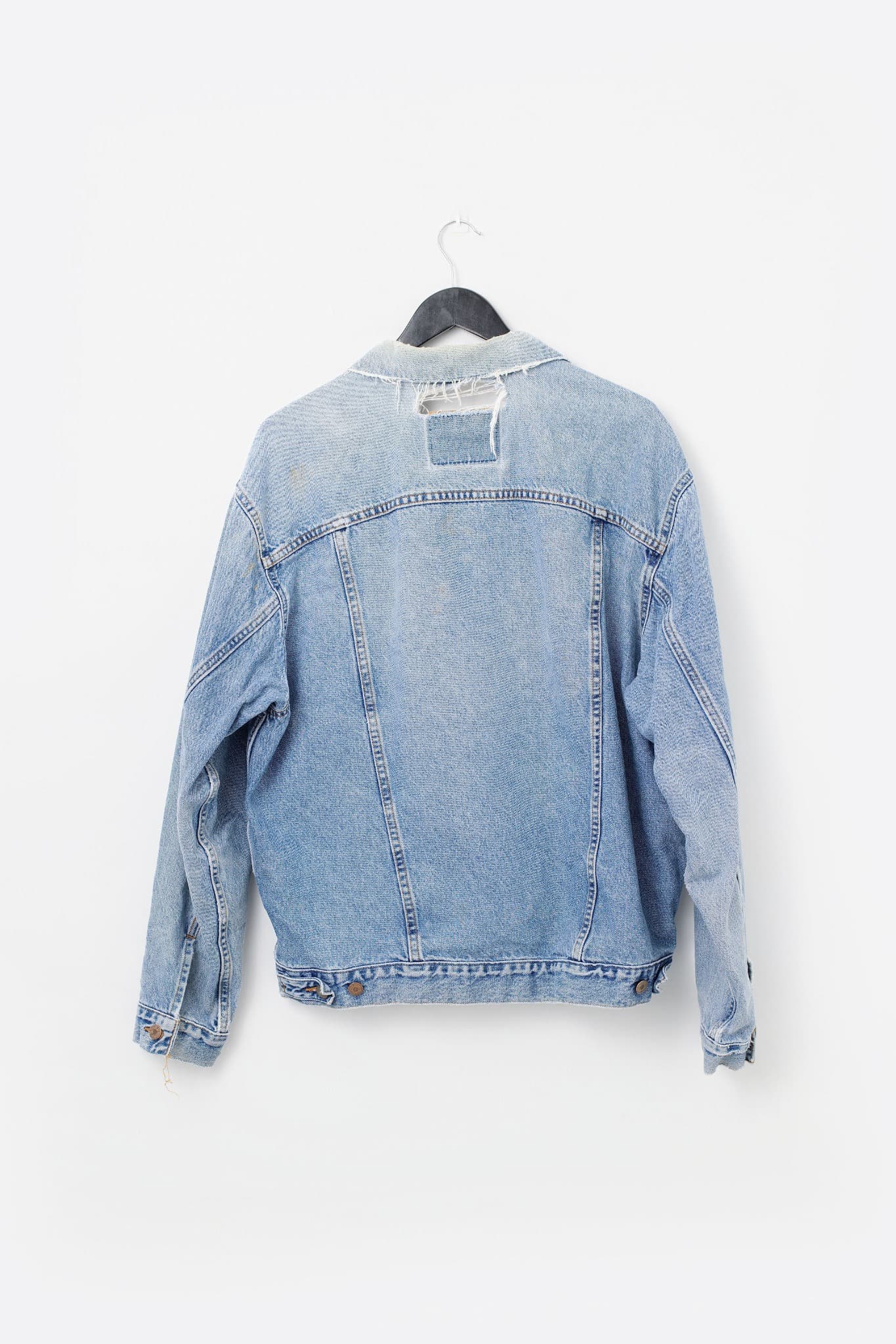 Vintage Distressed Levi's Denim Jacket — photo 2 of 3