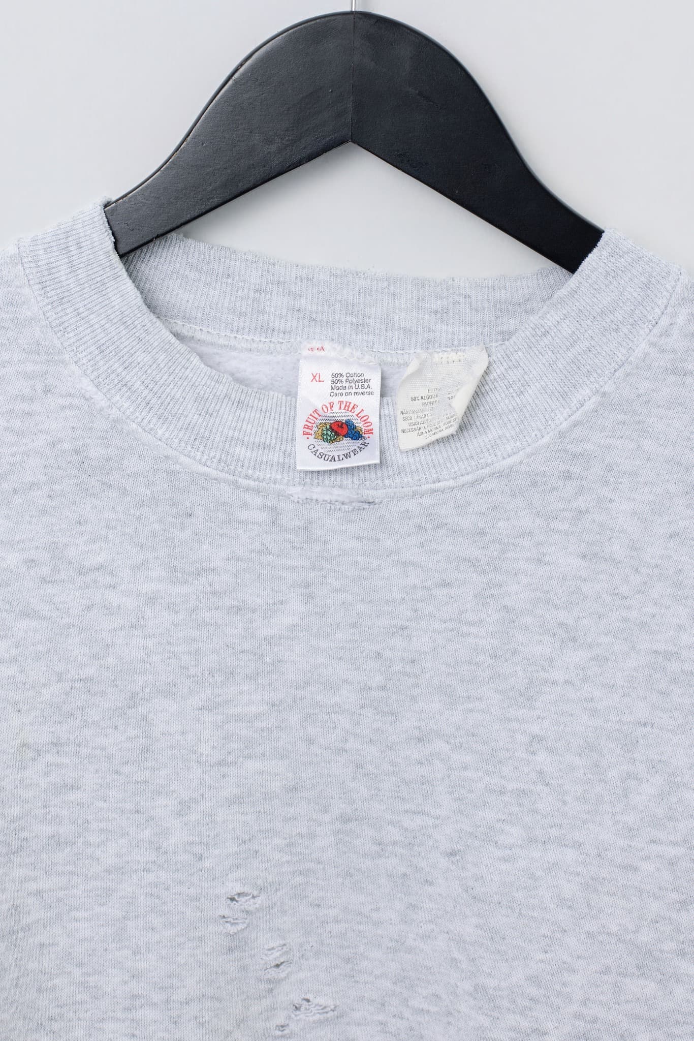 Vintage Fruit Of The Loom Grey Distressed Crewneck Sweatshirt XL — photo 3 of 3