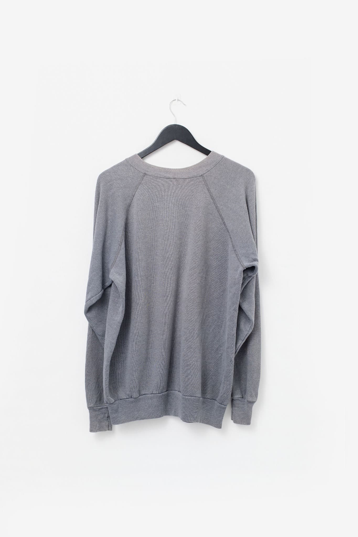 Vintage Grey Raglan Crewneck Sweatshirt — photo 2 of 3