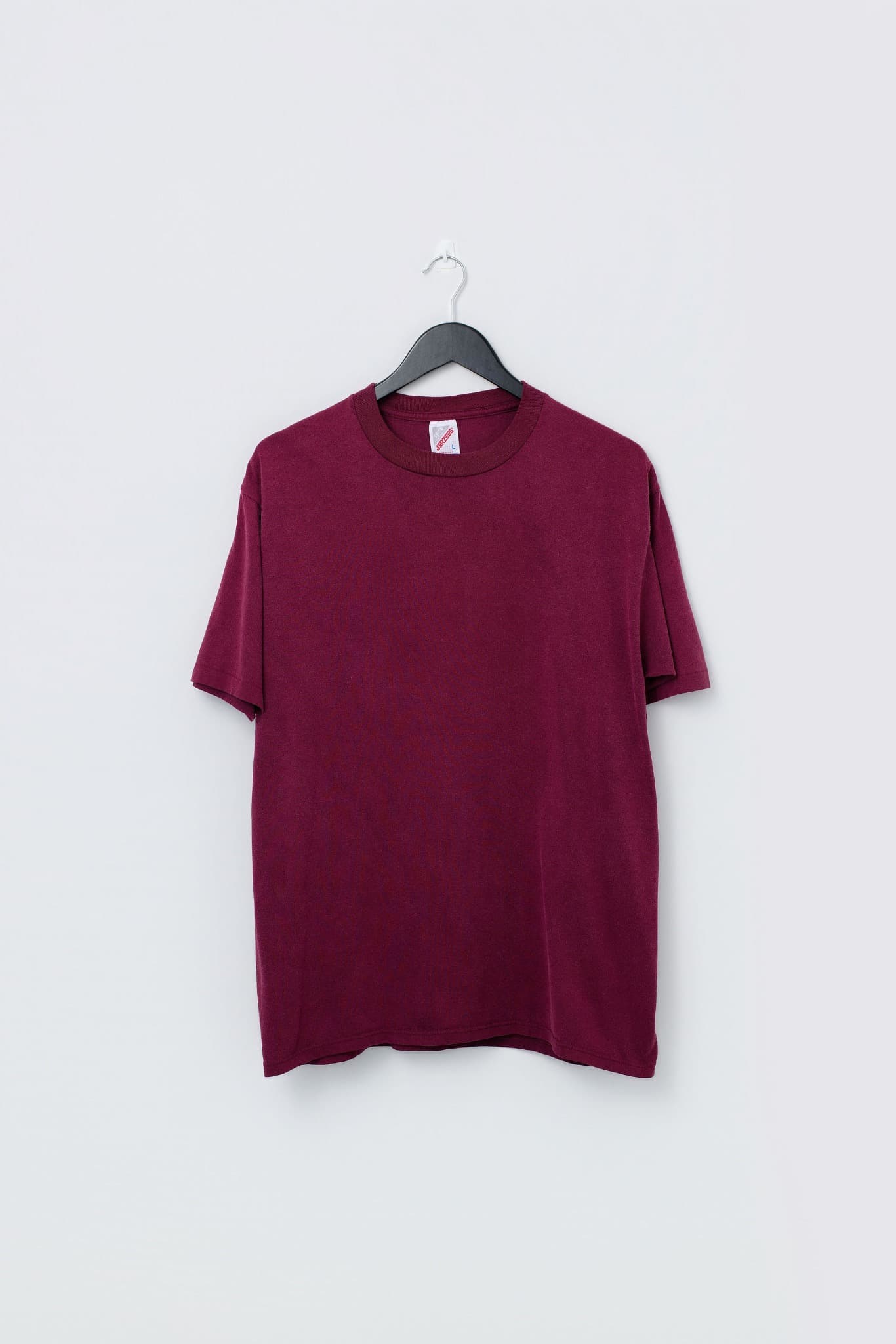 Vintage Jerzees Maroon T-Shirt With Number 19 Print Size Large — photo 1 of 3