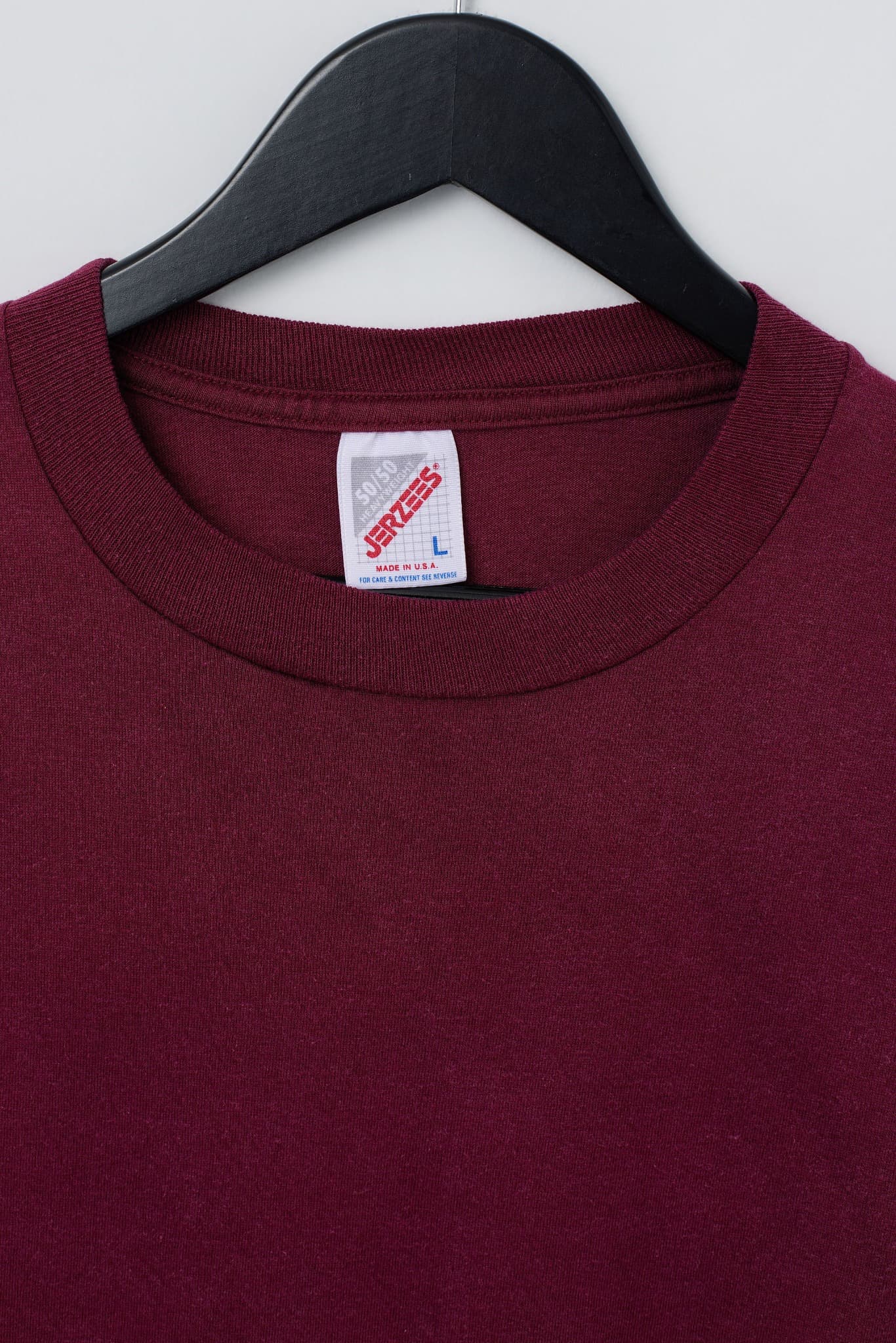 Vintage Jerzees Maroon T-Shirt With Number 19 Print Size Large — photo 3 of 3