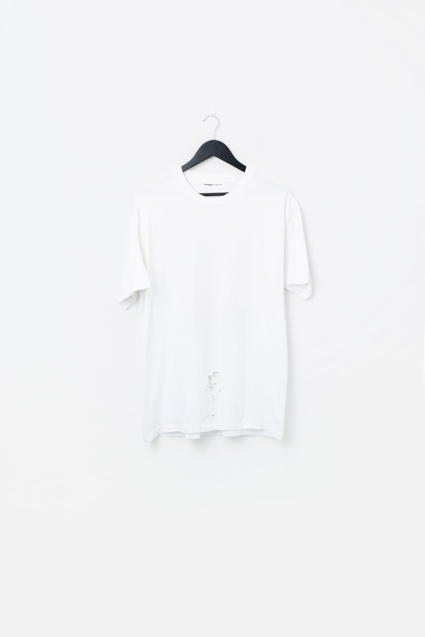 Vintage Thrashed 90's Blank T-shirt — photo 1 of 3