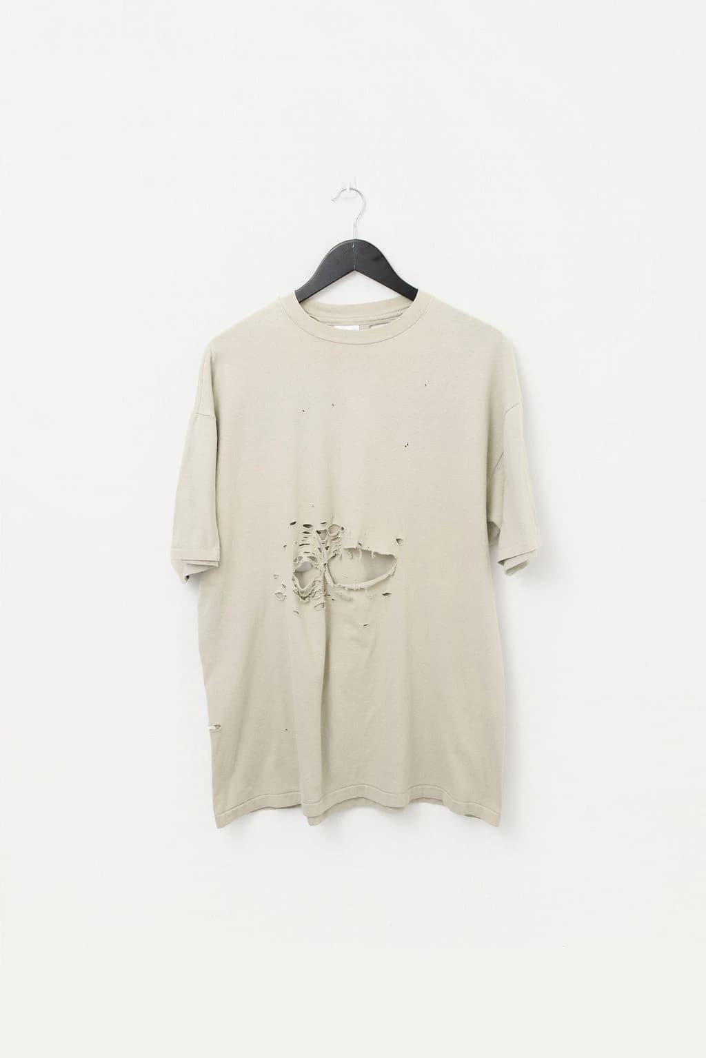 Vintage Thrashed 90's Hanes Beefy Blank T-Shirt — photo 1 of 3