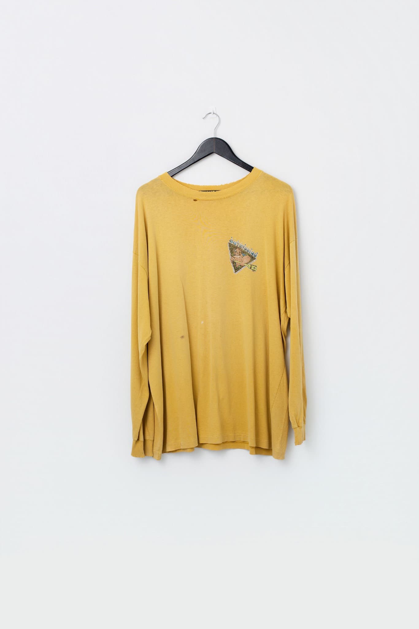 Vintage Thrashed 90's Noosa Outrigging T-shirt — photo 1 of 3