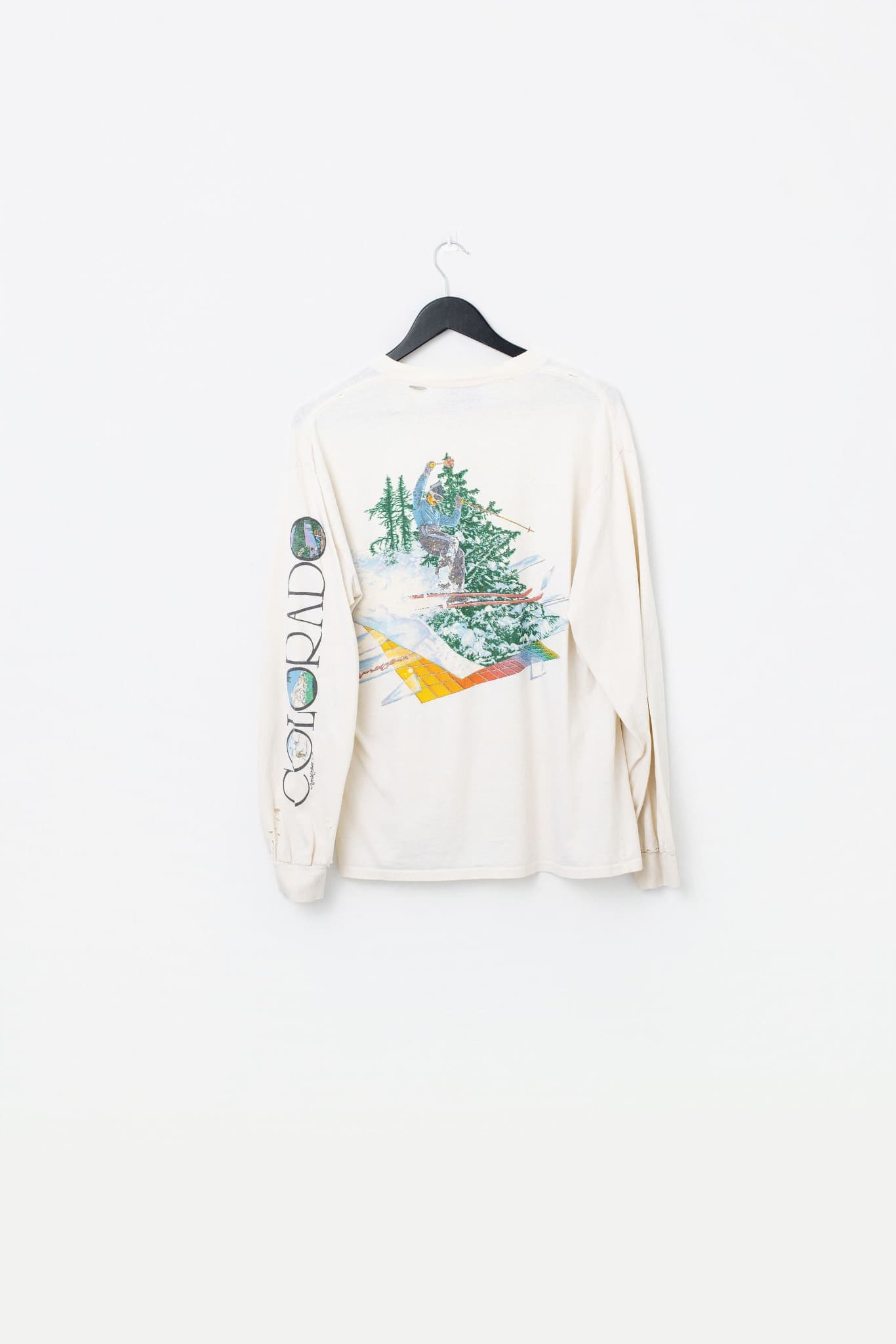 Vintage Thrashed 90's Skiing T-shirt — photo 2 of 3