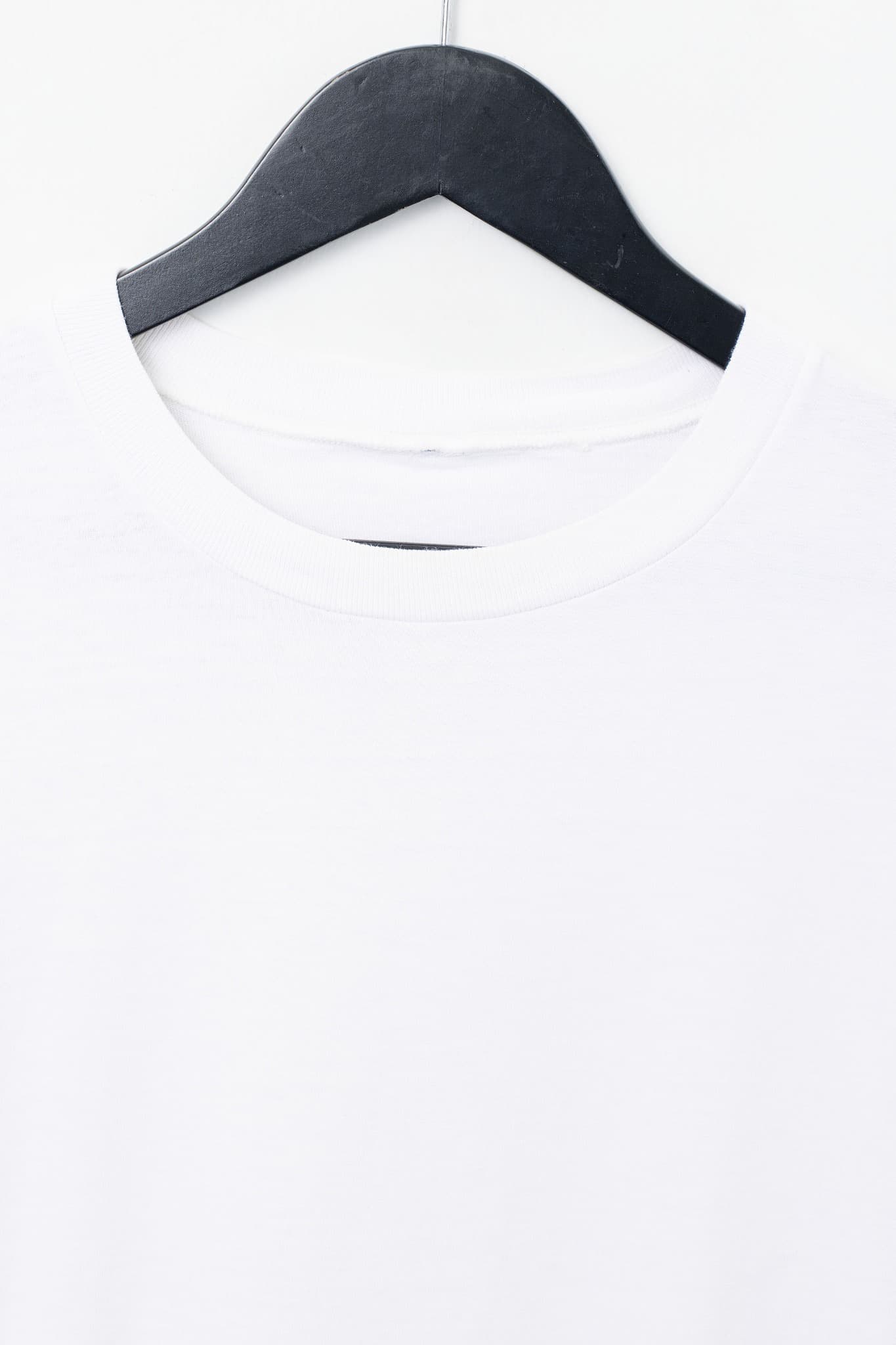 Vntage 90's Blank Single Stitch T-Shirt — photo 3 of 3