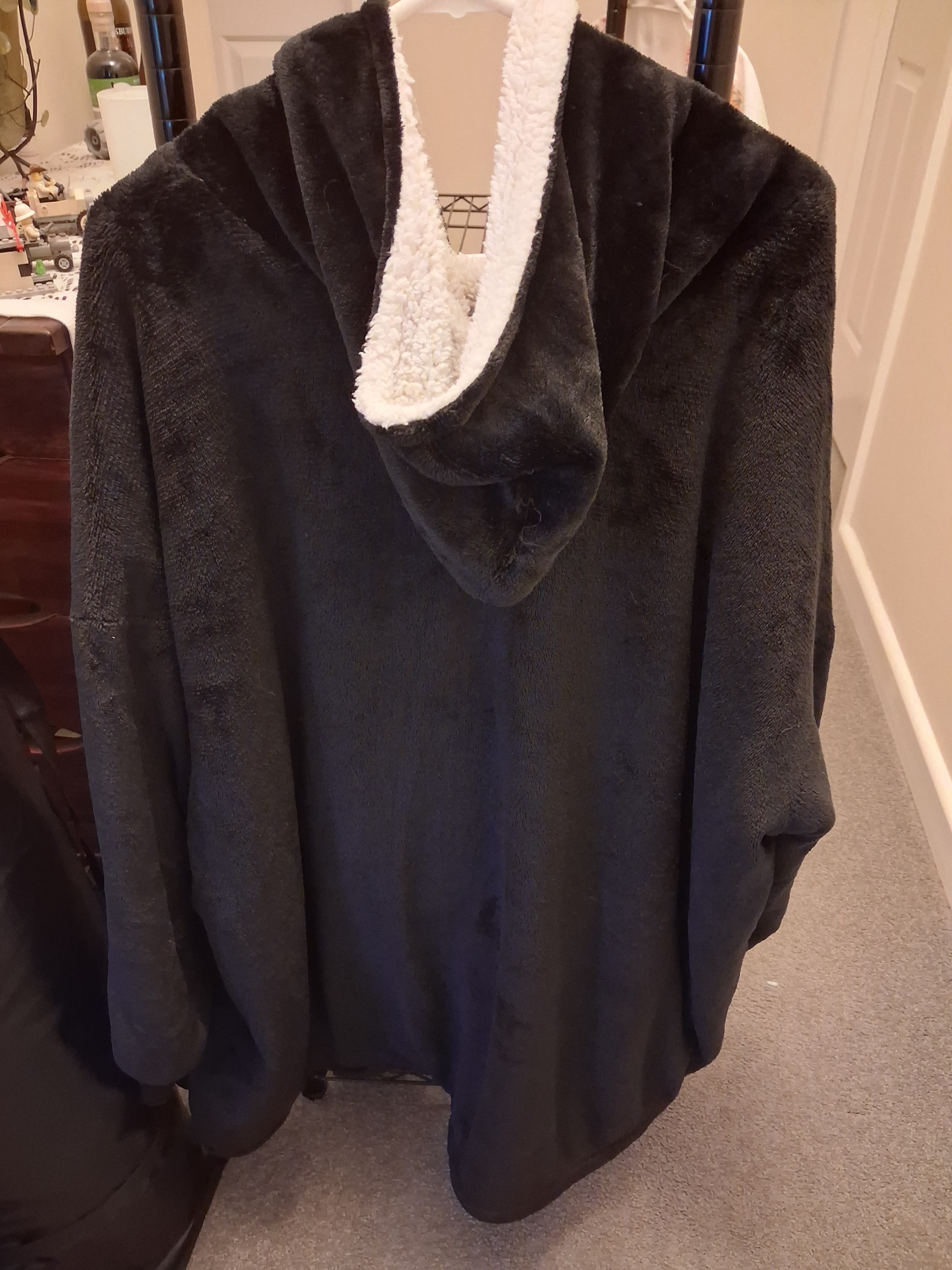 Oversized Sherpa Lined Wearable Blanket Hoodie Dark Grey — photo 2 of 2