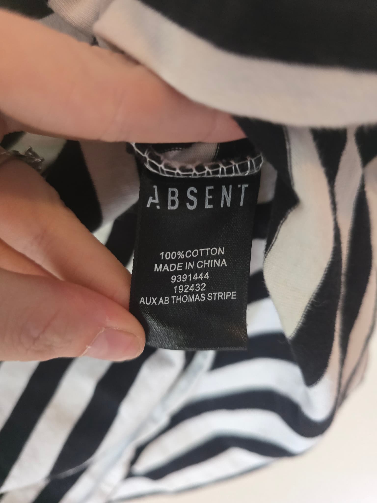 ABSENT Long Sleeve T-Shirt Striped Black and White Men's L — photo 5 of 6