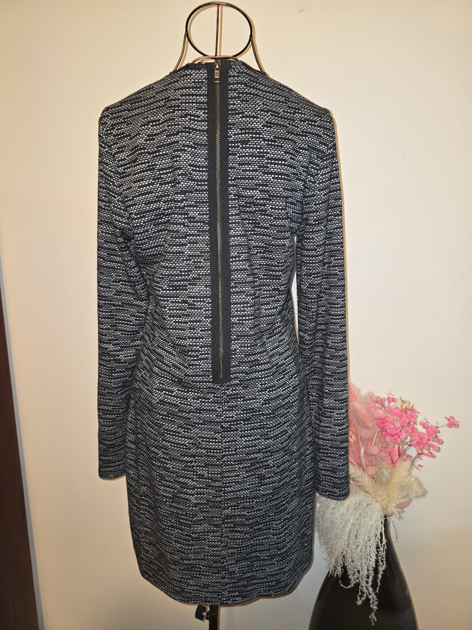 ANDIAMO Long Sleeve Mini Dress Textured Knit Black and White Women's 10 — photo 2 of 3