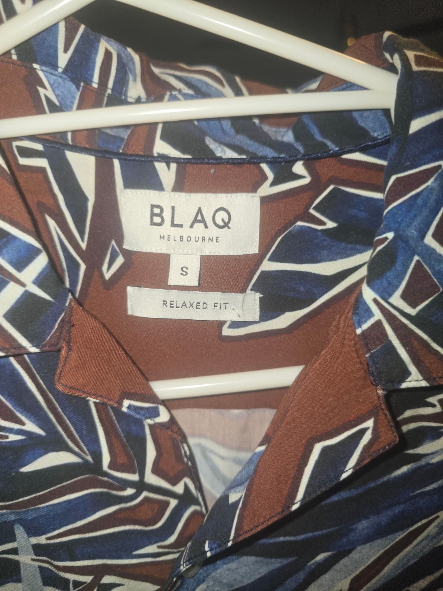 BLAQ Short Sleeve Shirt Leaf Print Brown Blue Men's S — photo 3 of 3