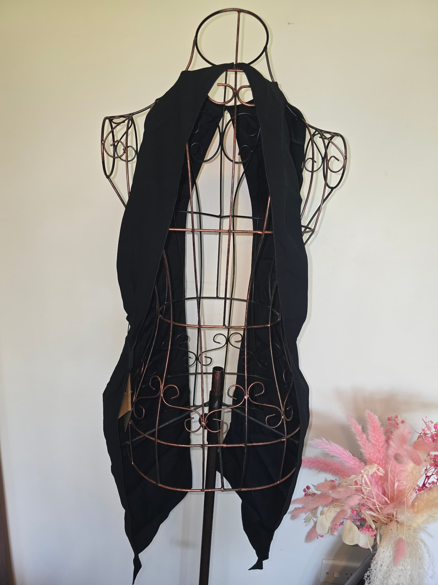 Burberry Rare Runway Black Silk Blend Celestial Gold Star Applique Midi Dress Brand New With Tags — photo 4 of 9
