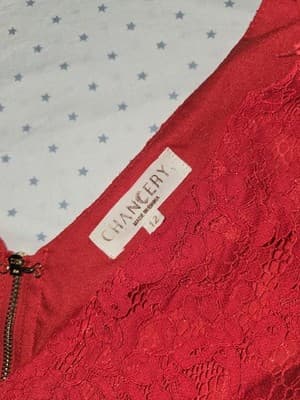 Chancery Midi Dress Lace V-Neck Ruffle Detail Red Women's 12 — photo 3 of 3