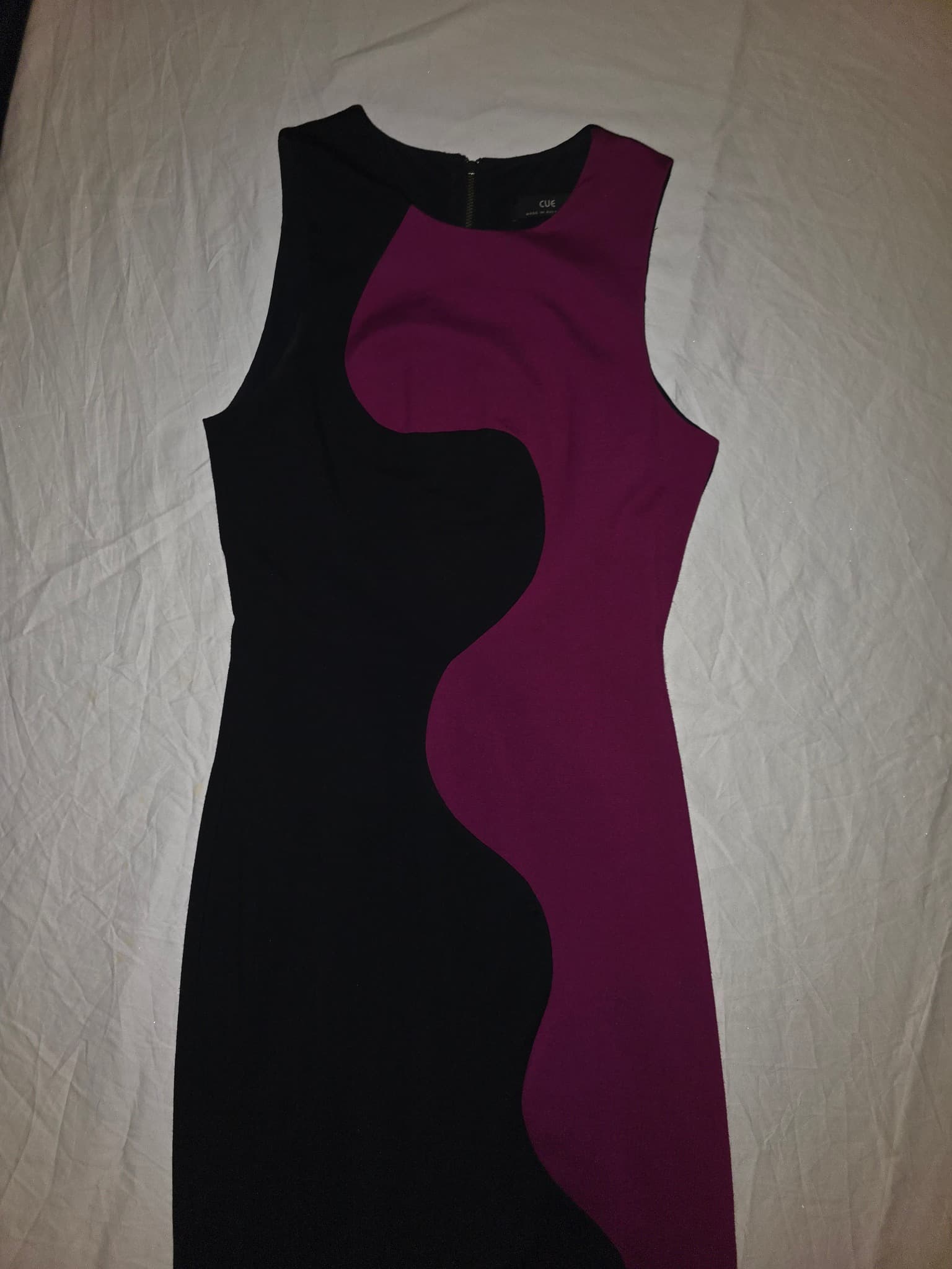 CUE Midi Dress Wave Panel Black Magenta Women's 8 — photo 3 of 5