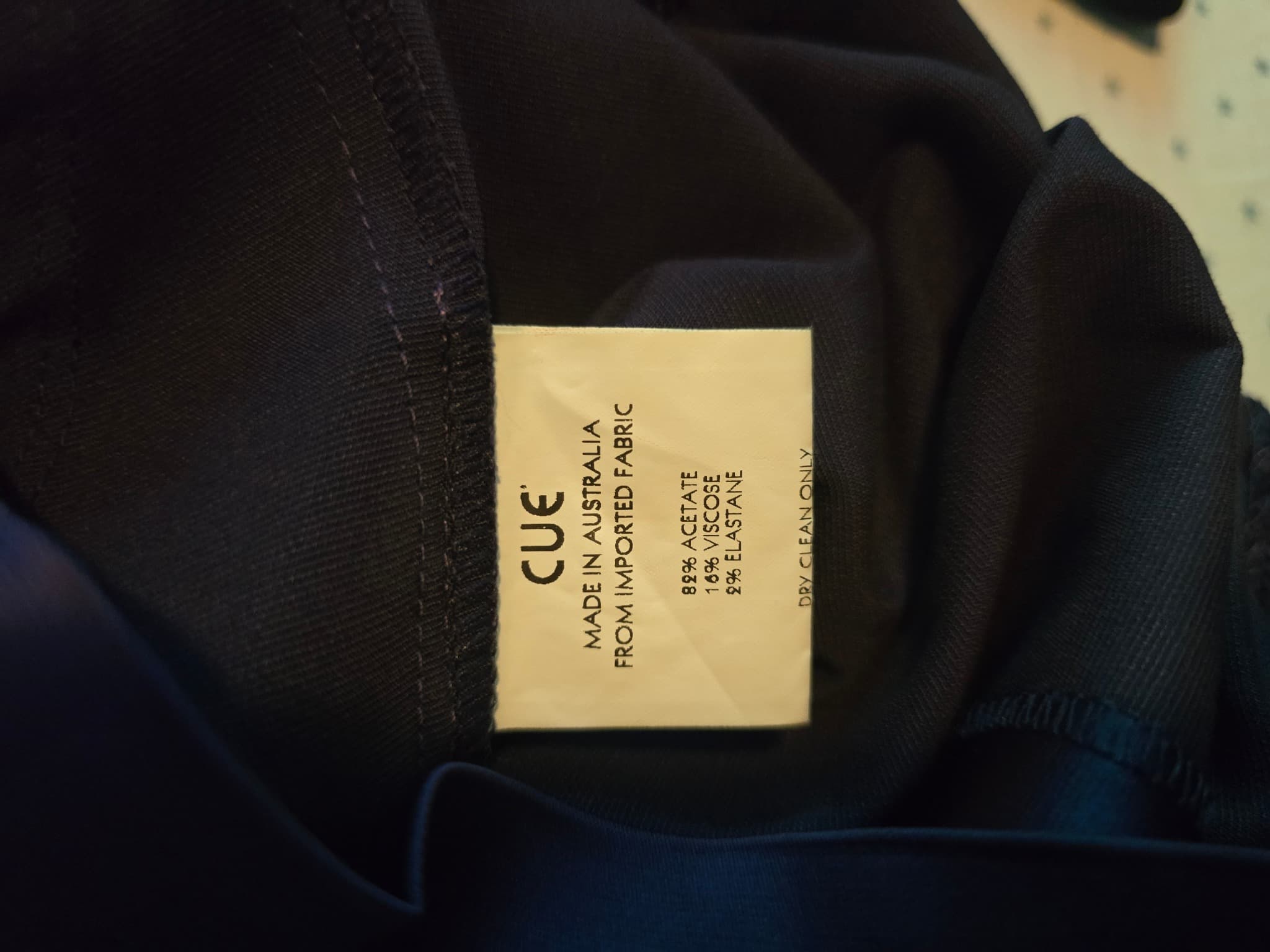 CUE Satin Sheath Dress V-Neck Purple Women's 8 — photo 4 of 5