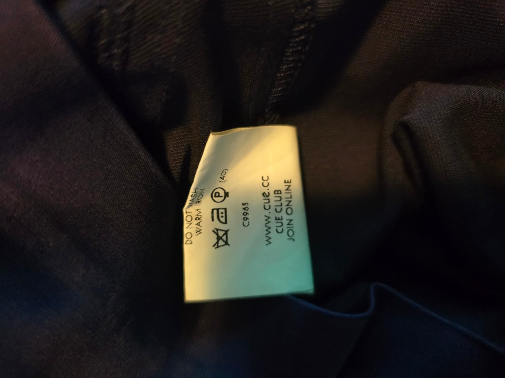 CUE Satin Sheath Dress V-Neck Purple Women's 8 — photo 5 of 5