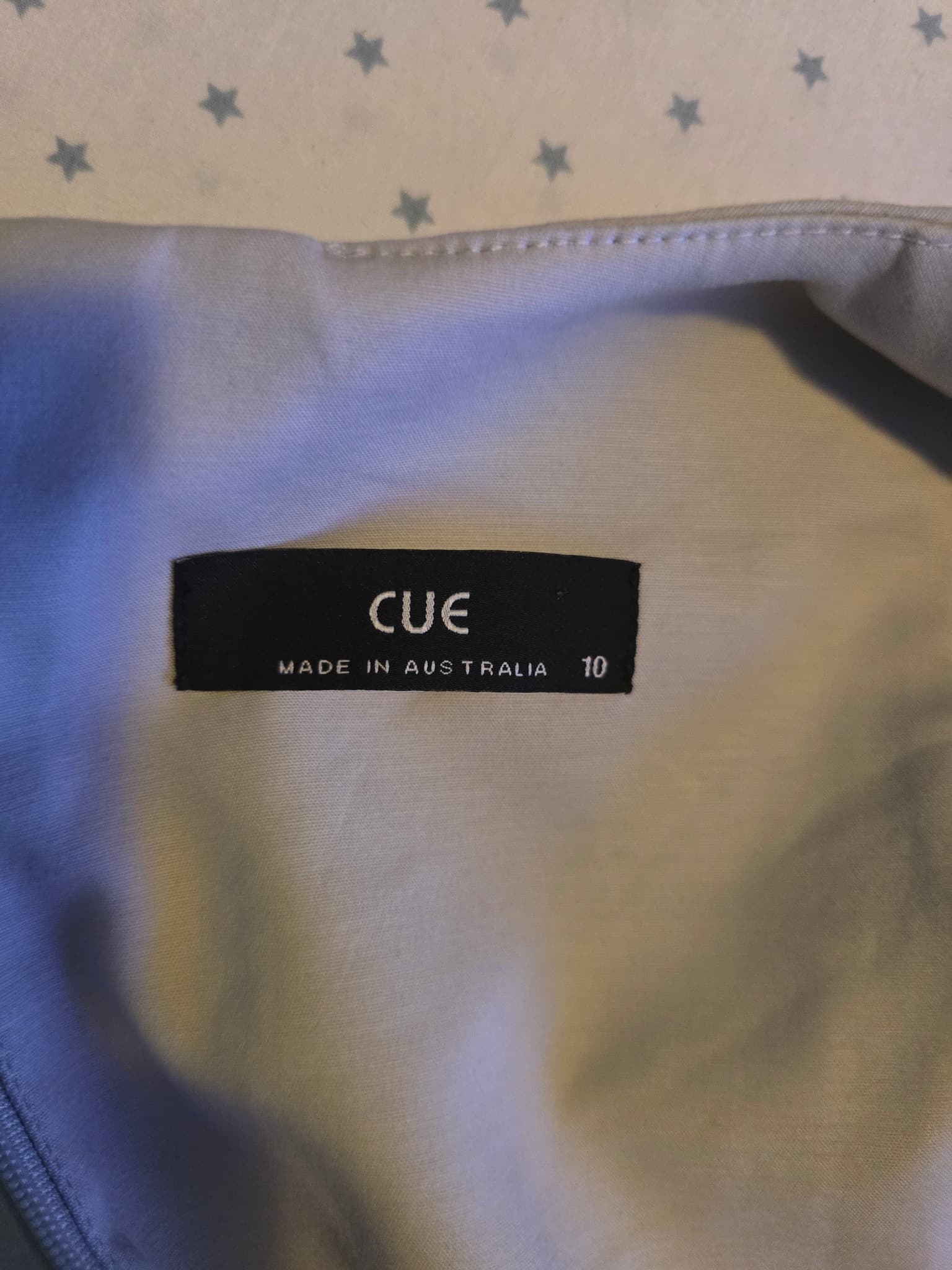 CUE Sleeveless Peplum Top With Piping White Women's 10 — photo 5 of 6