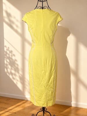 David Lawrence Tailored Sheath Dress With White Piping Yellow Women's 8 — photo 2 of 6
