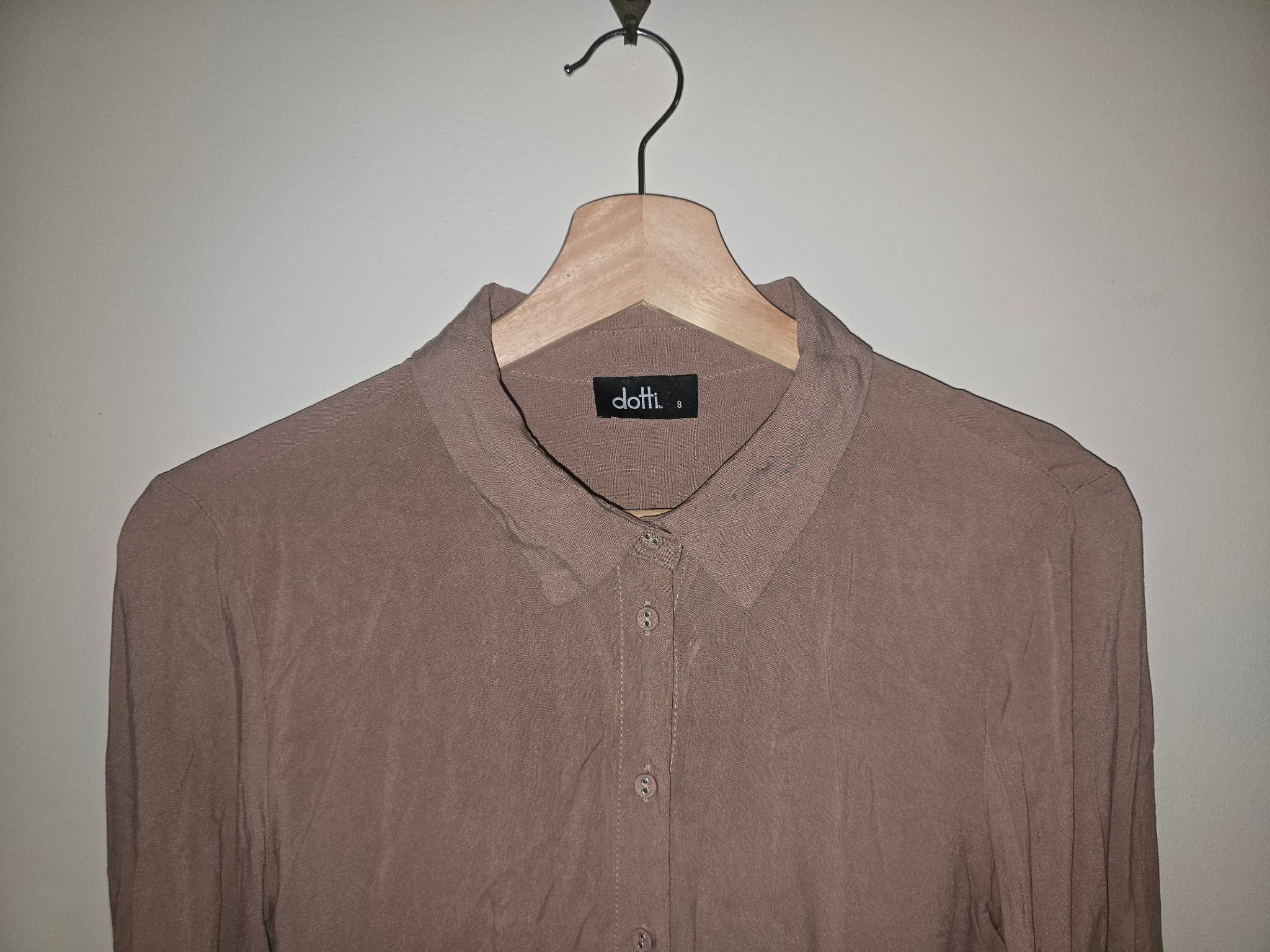 Dotti Long Sleeve Button Up Blouse Beige Women's 8 — photo 5 of 7