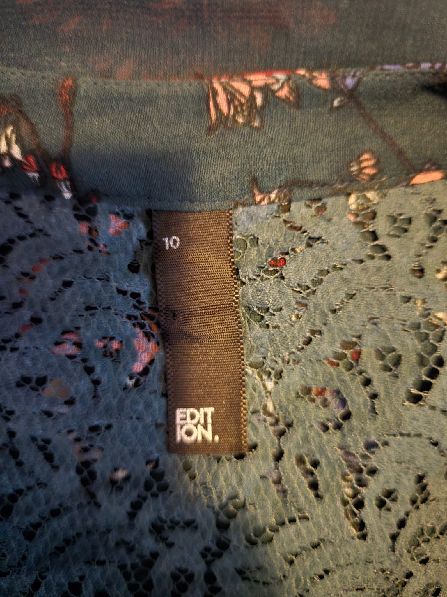 EDIT ION. Blouse Floral Print Lace Yoke Green Women's 10 — photo 5 of 6