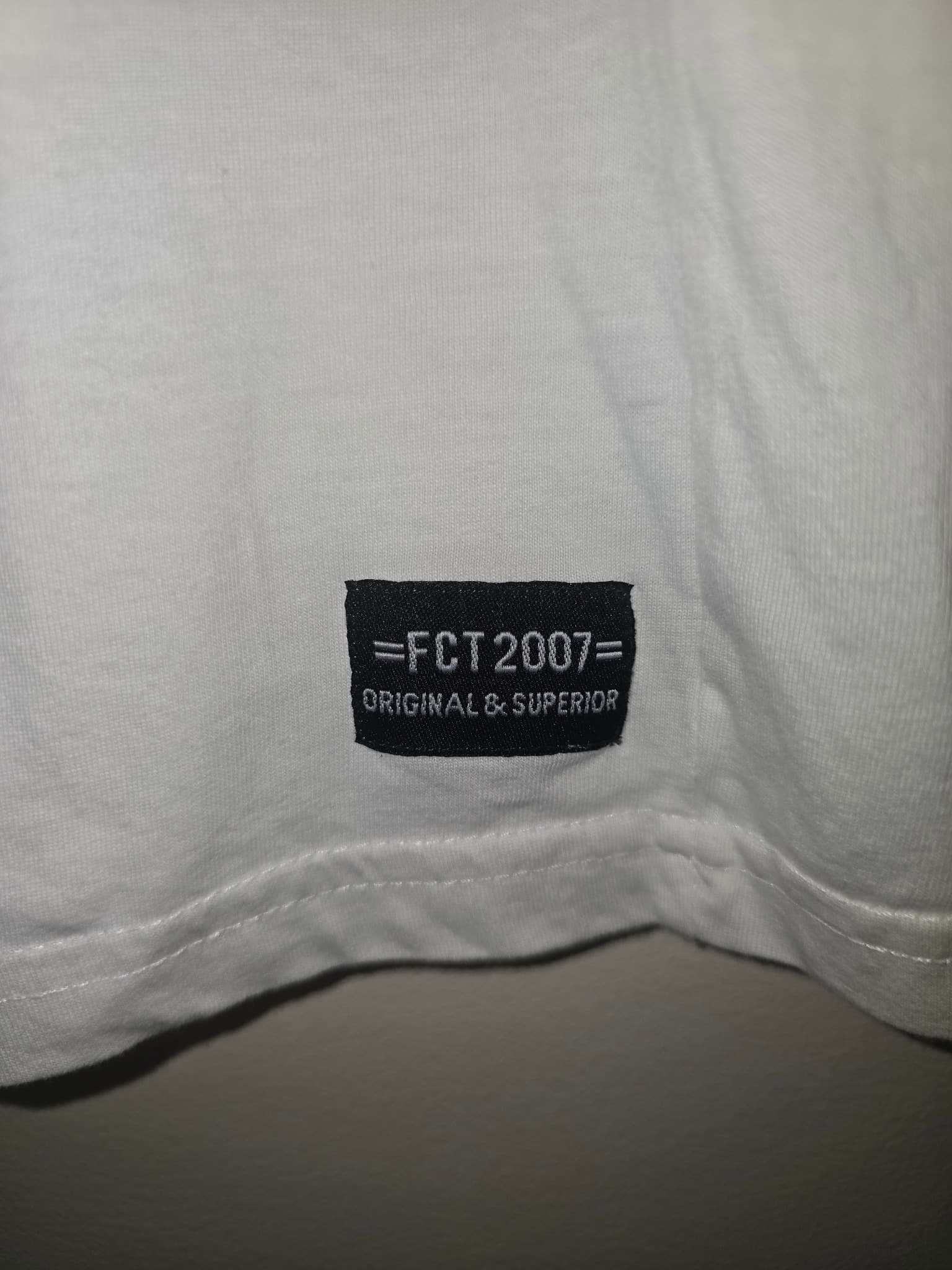 Factorie Long Sleeve Graphic T-Shirt White Unisex L — photo 3 of 4