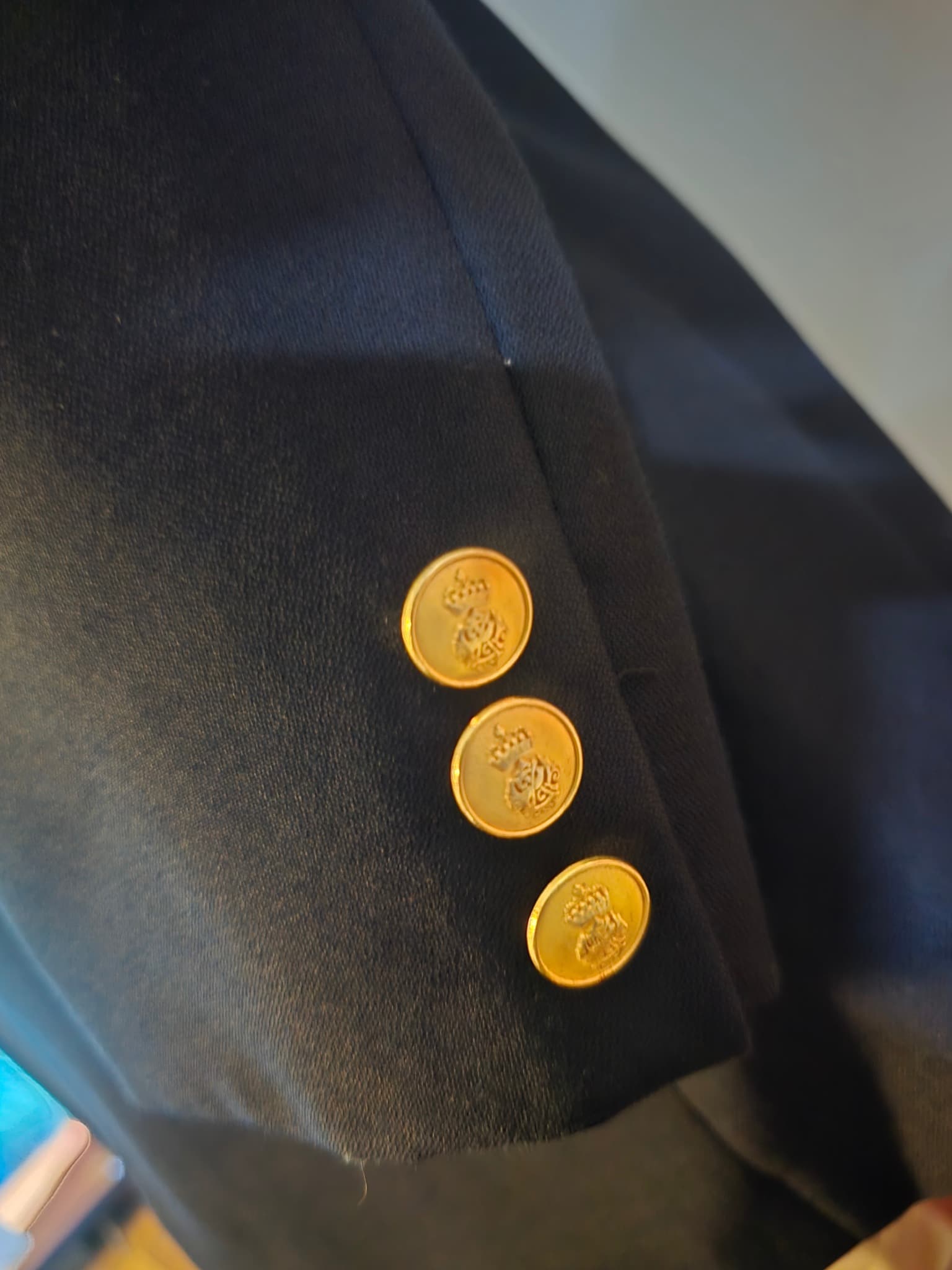 Fletcher Jones Captains Reefer Blazer Gold Buttons Navy Men's 96 — photo 4 of 10