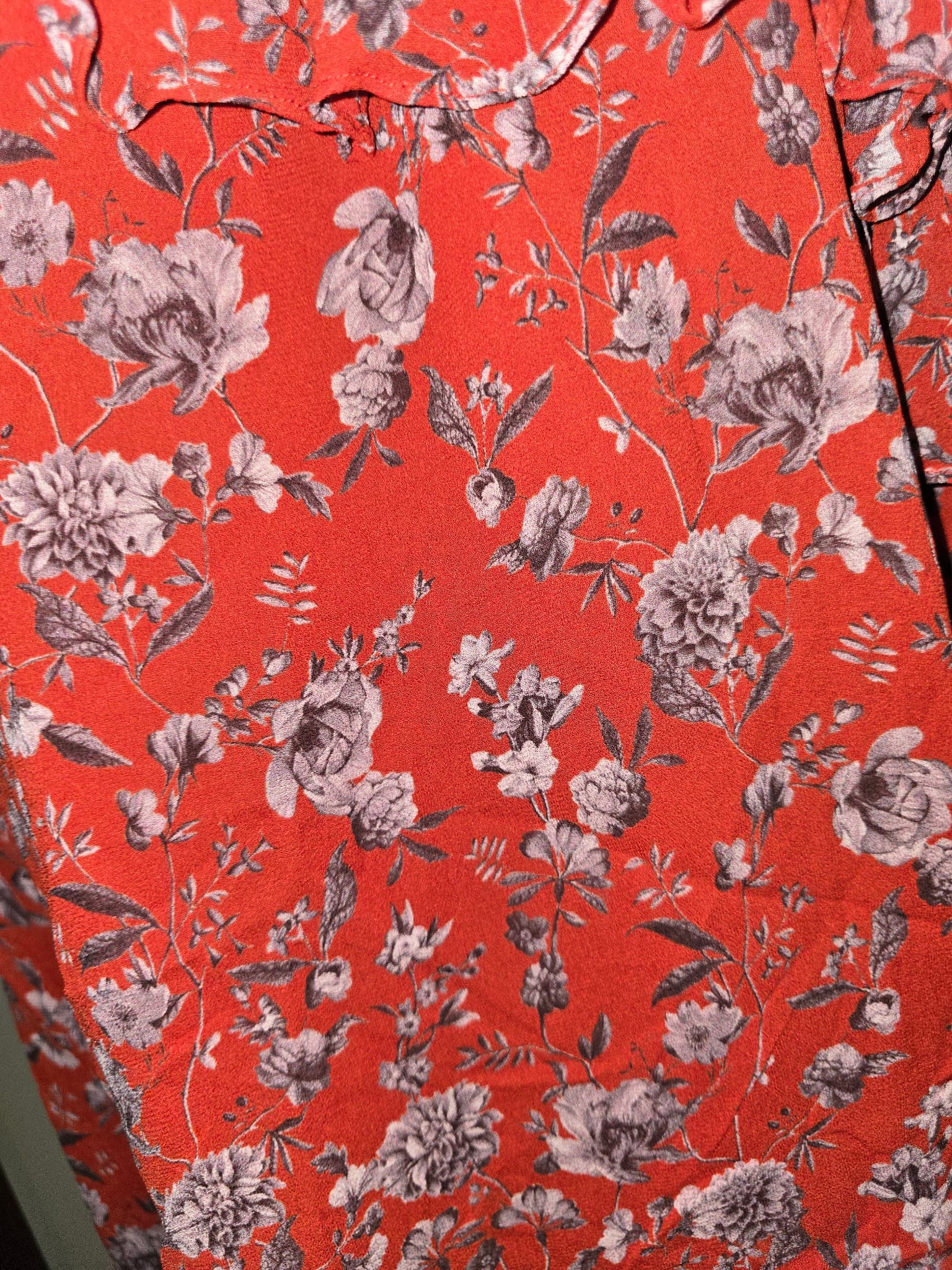 Forever New One-Shoulder Ruffle Blouse Floral Red Women's 10 — photo 2 of 5