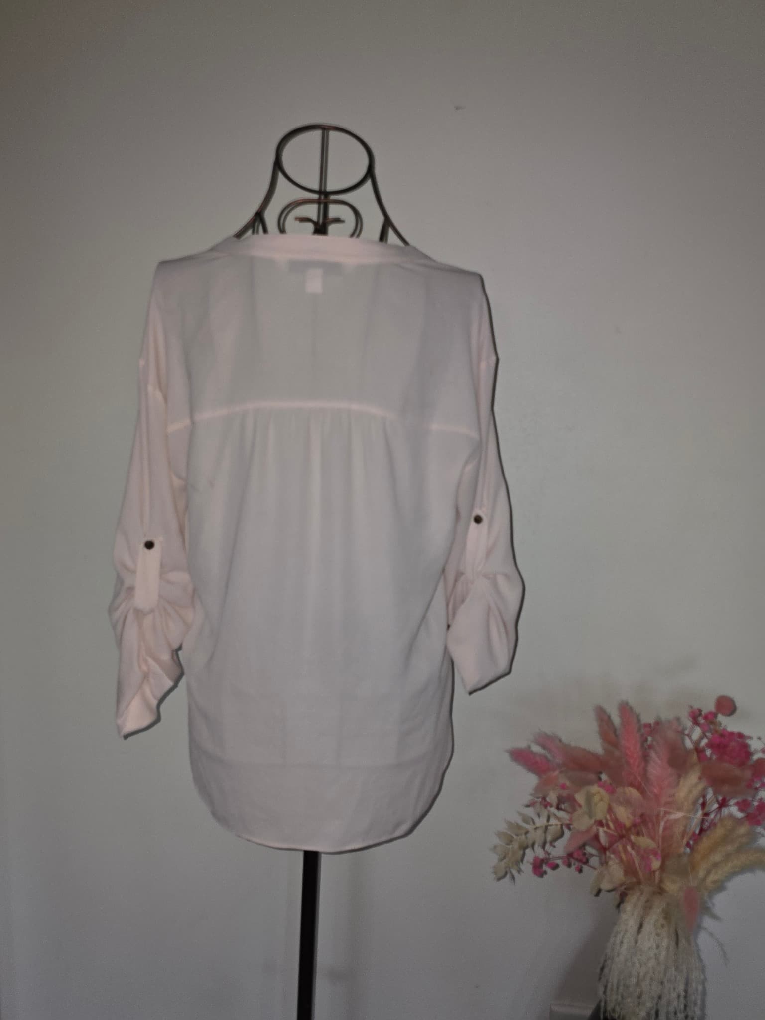Forever New V-Neck Button Front Blouse Pale Pink Women's 8 — photo 4 of 4