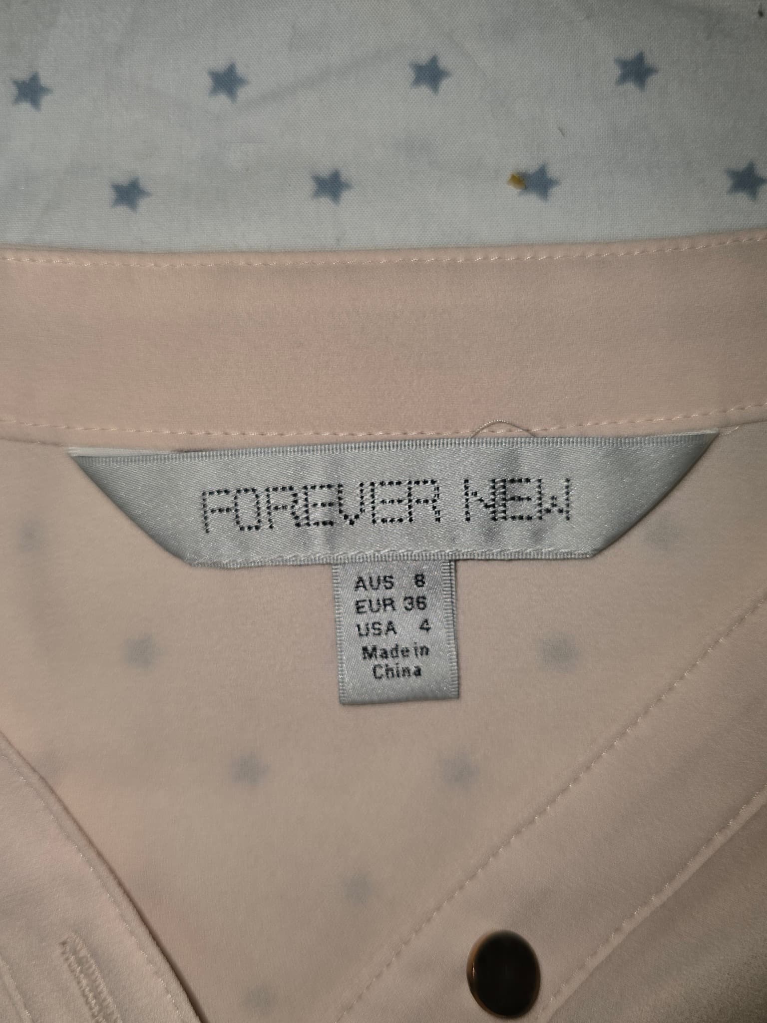 Forever New V-Neck Button Front Blouse Pale Pink Women's 8 — photo 2 of 4